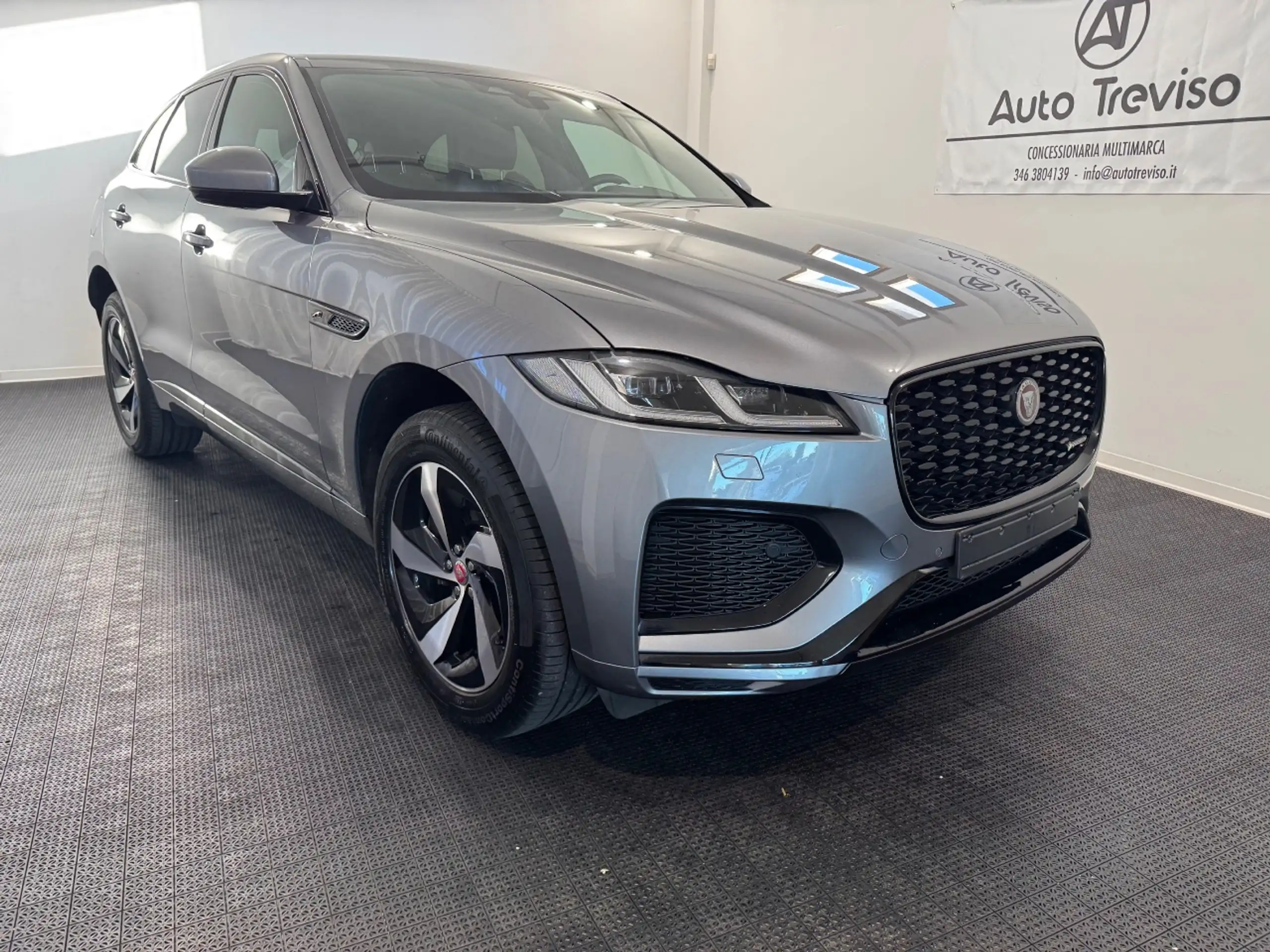 Jaguar - F-Pace