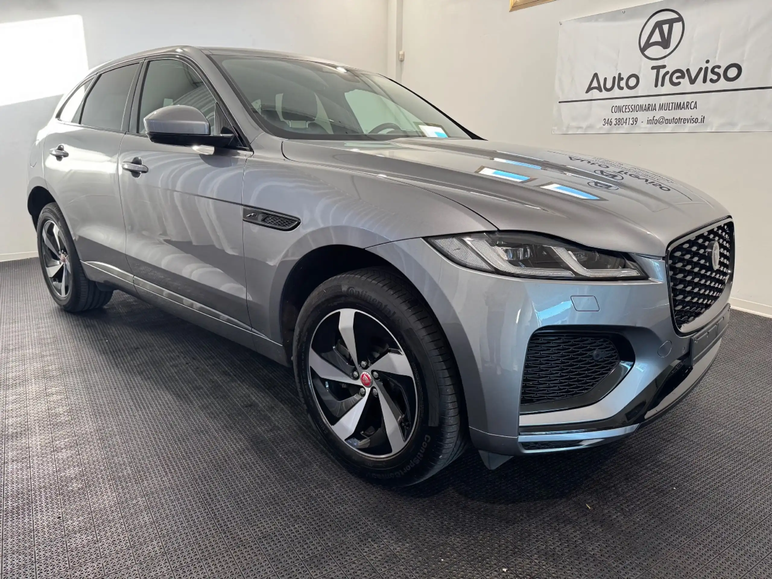 Jaguar - F-Pace