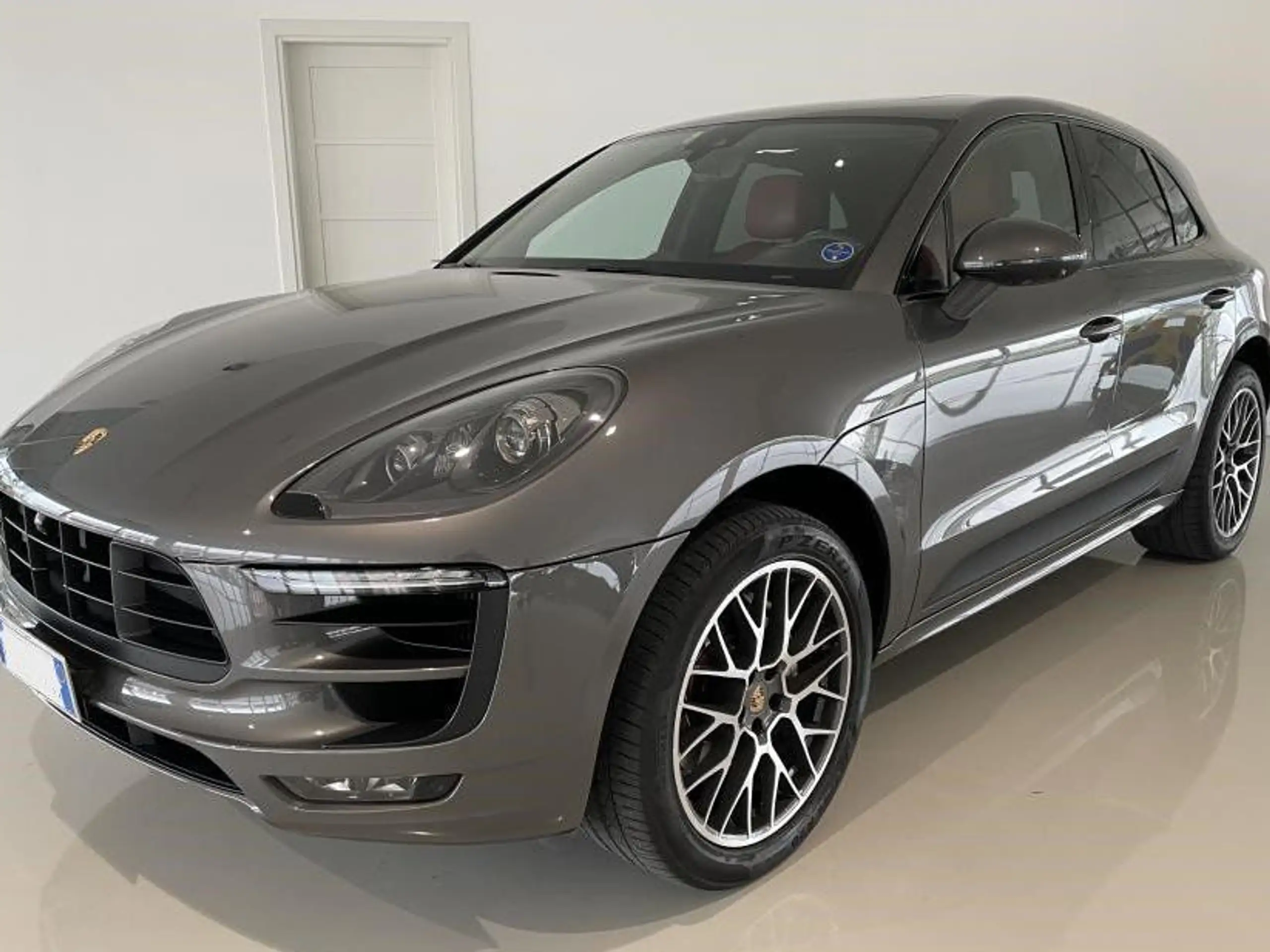 Porsche - Macan