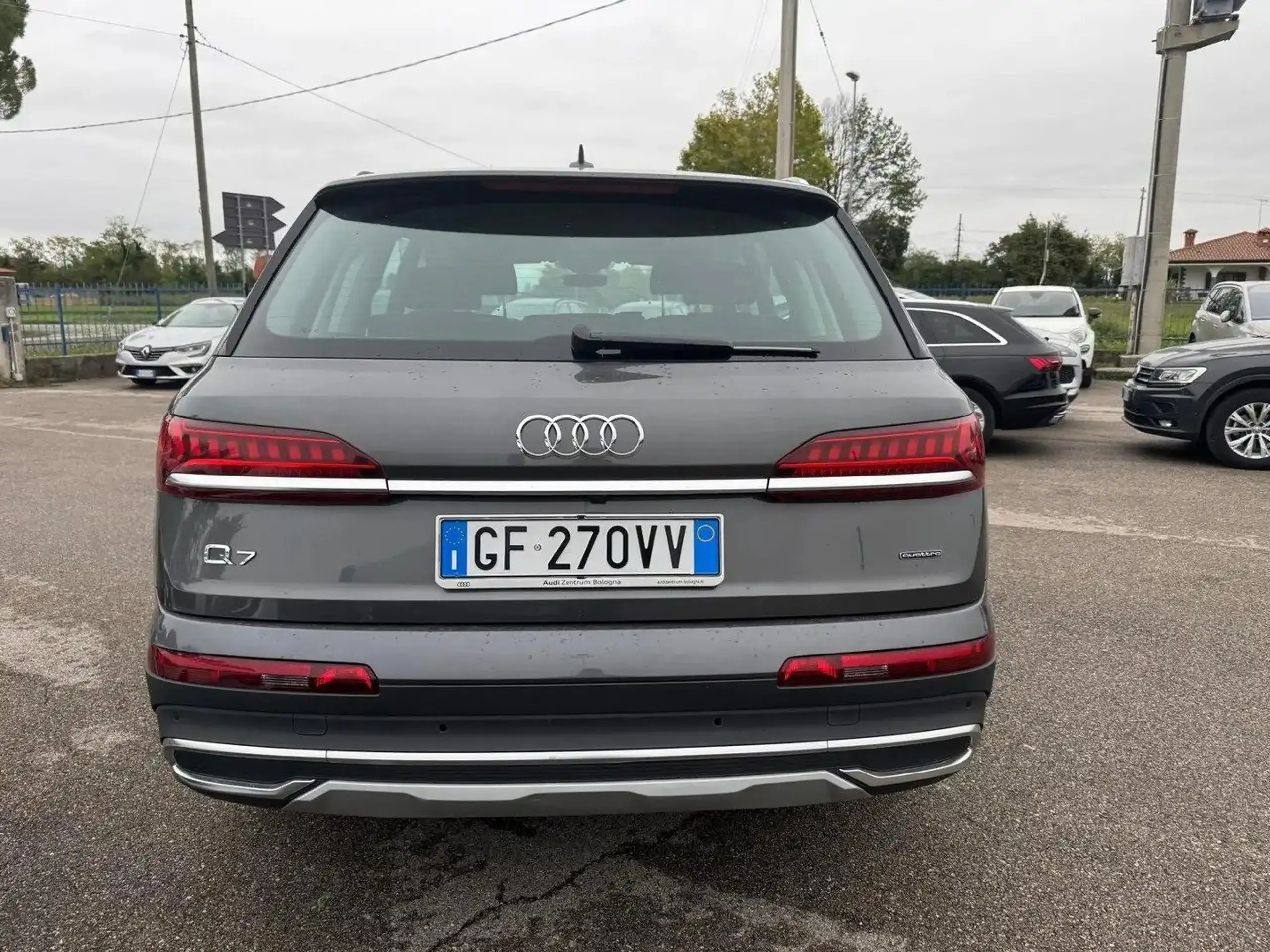 Audi - Q7