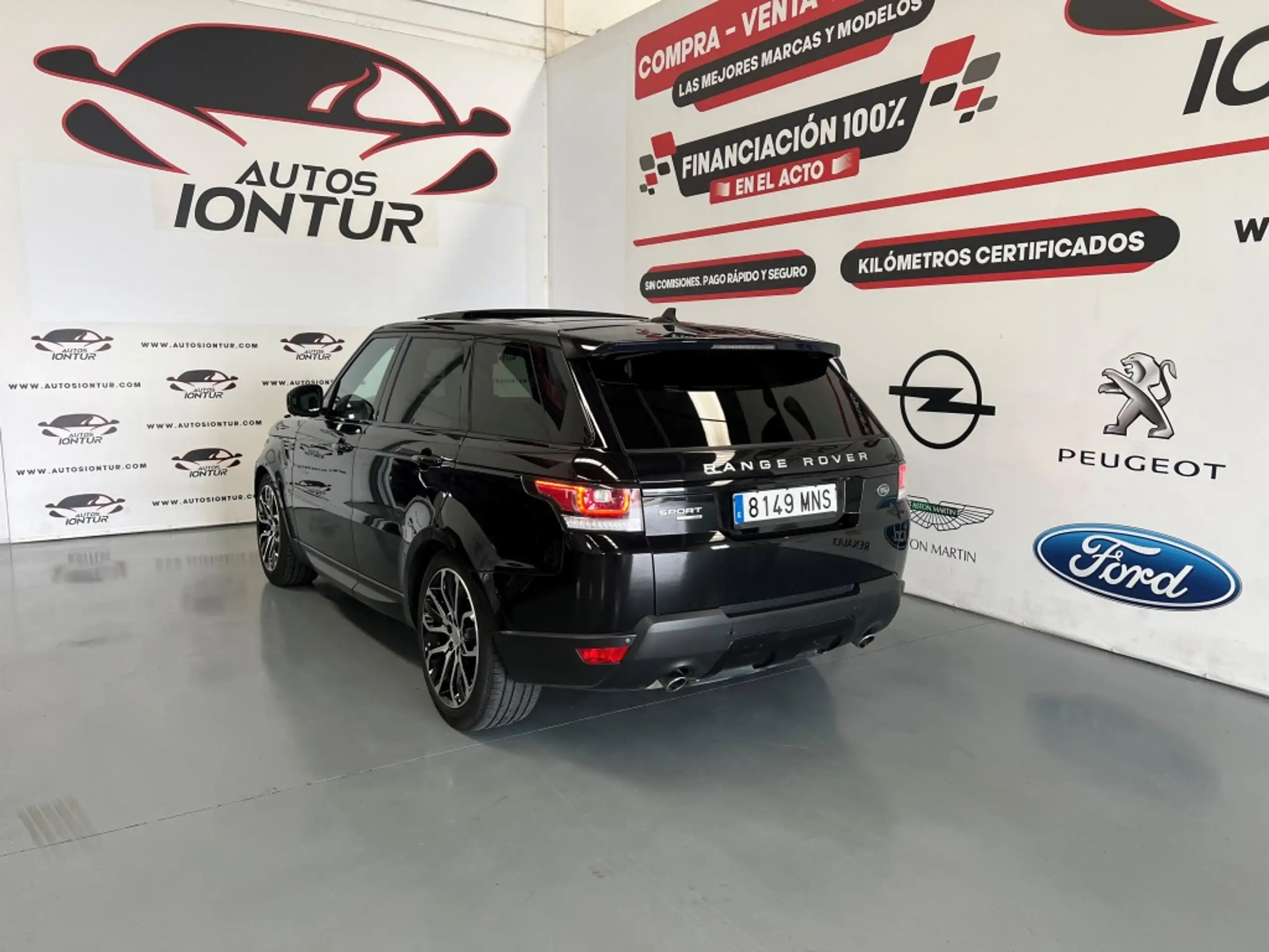 Land Rover - Range Rover Sport