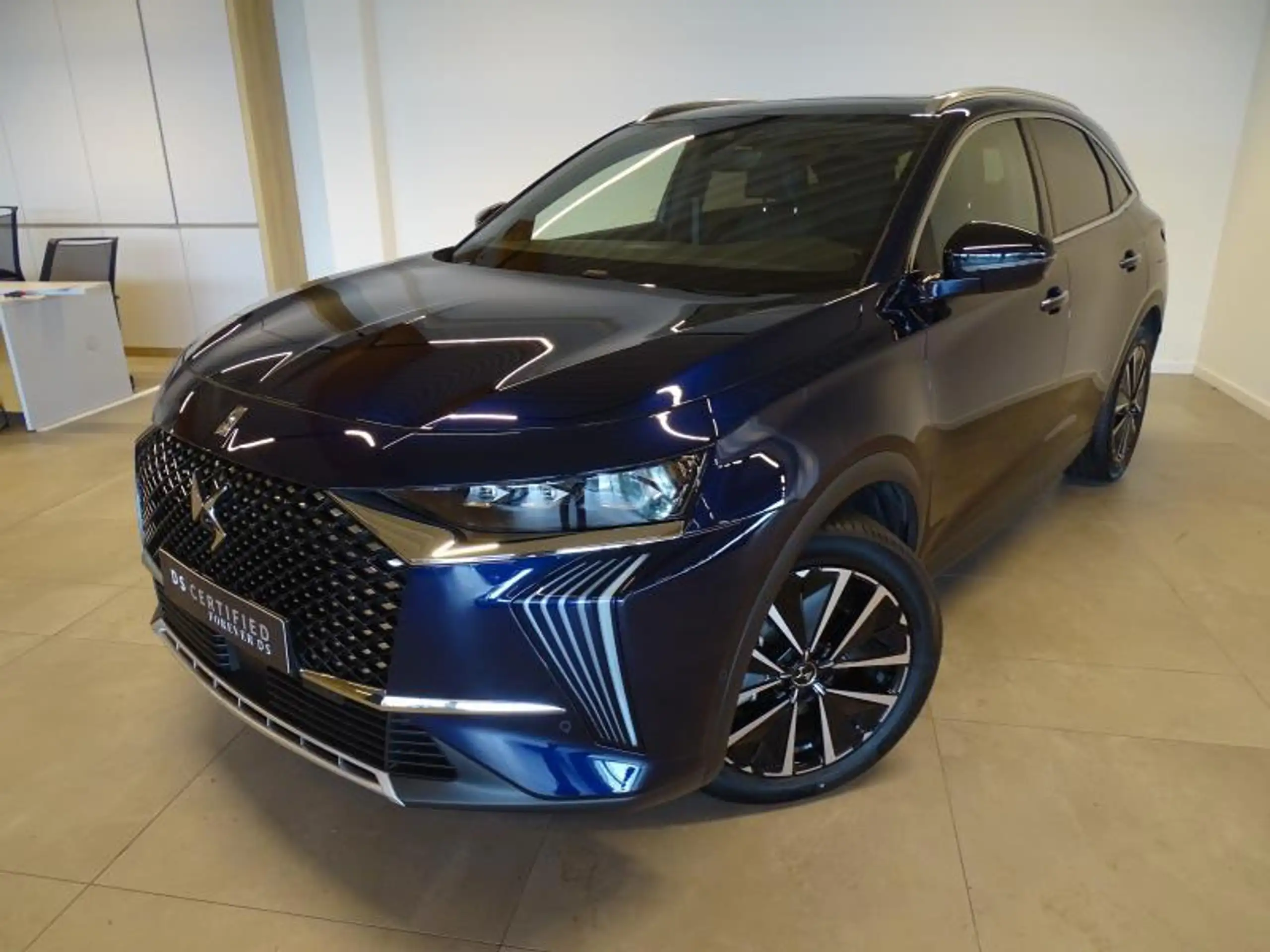 DS Automobiles - DS 7 Crossback