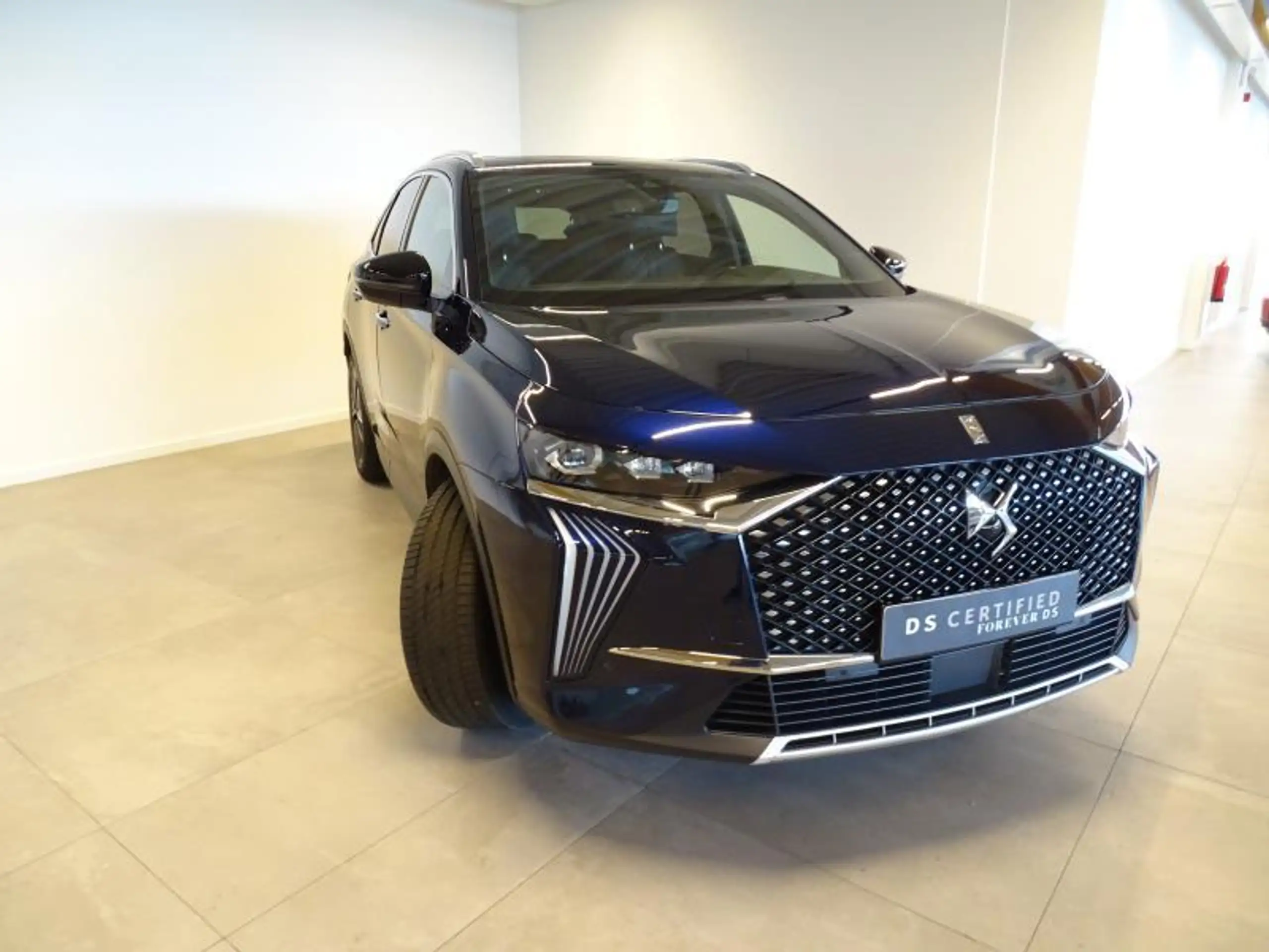 DS Automobiles - DS 7 Crossback