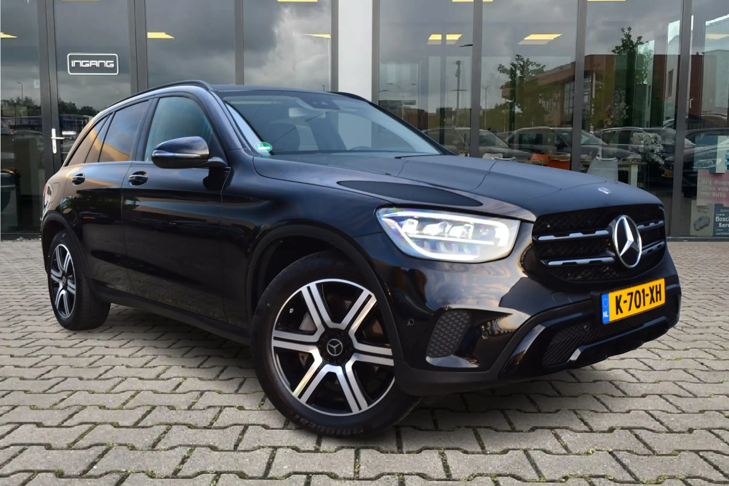 Mercedes-Benz - GLC 200