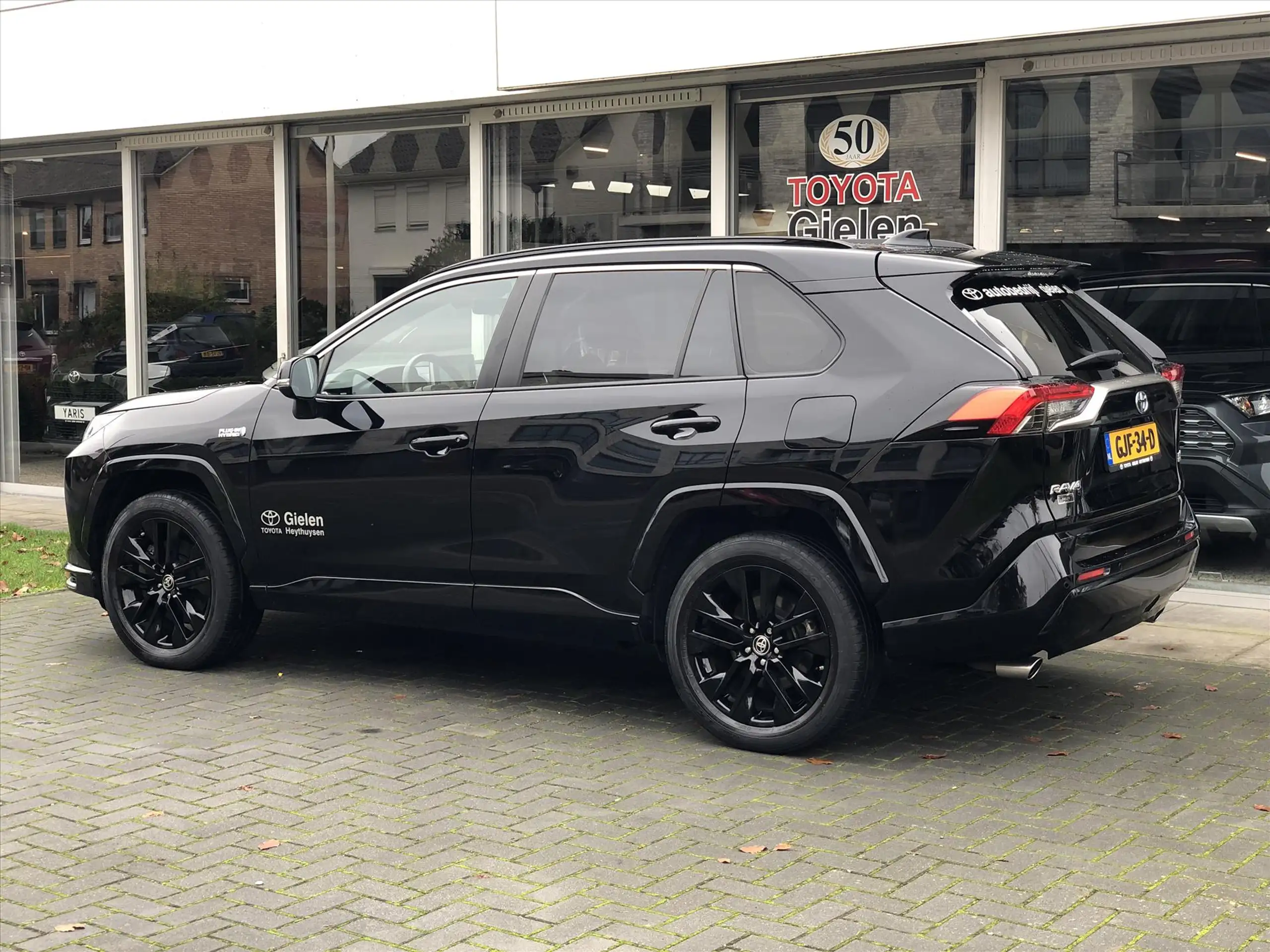 Toyota - RAV 4