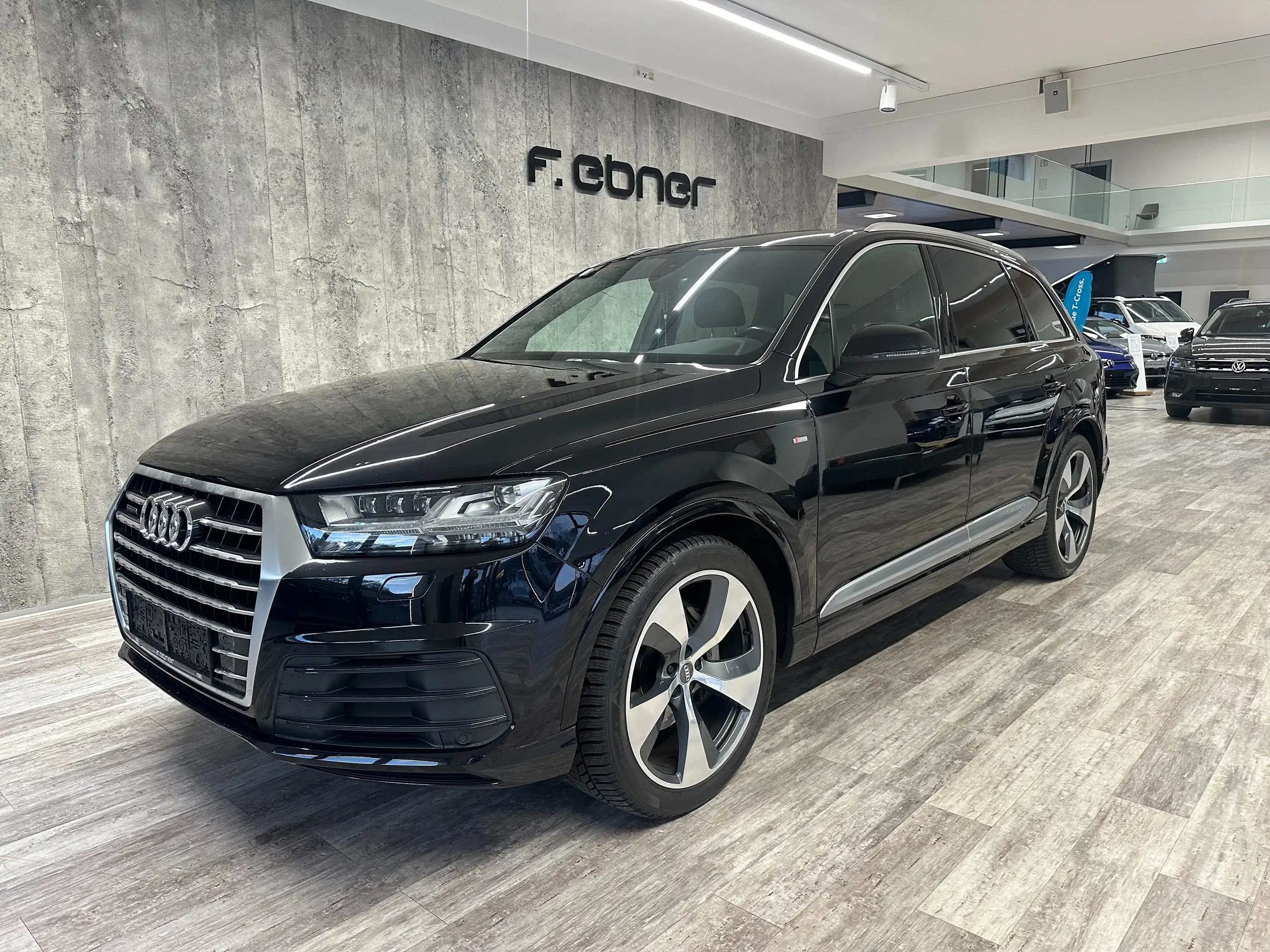 Audi - Q7