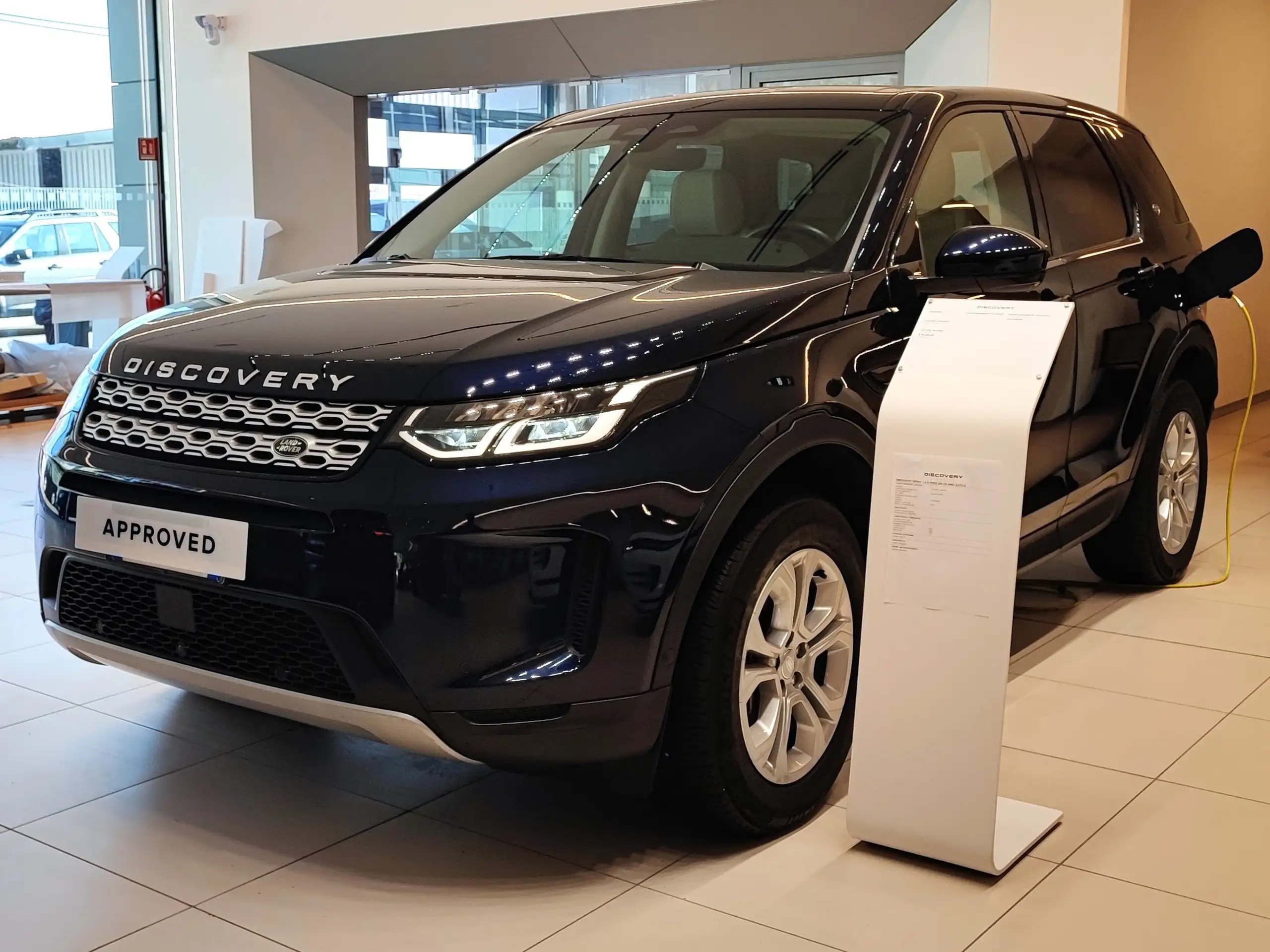 Land Rover - Discovery Sport