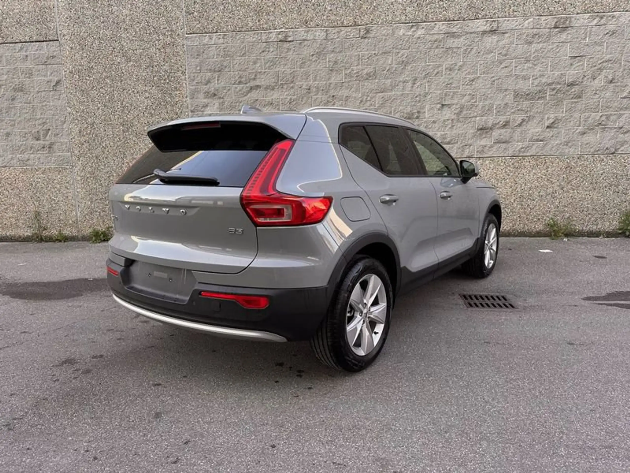 Volvo - XC40