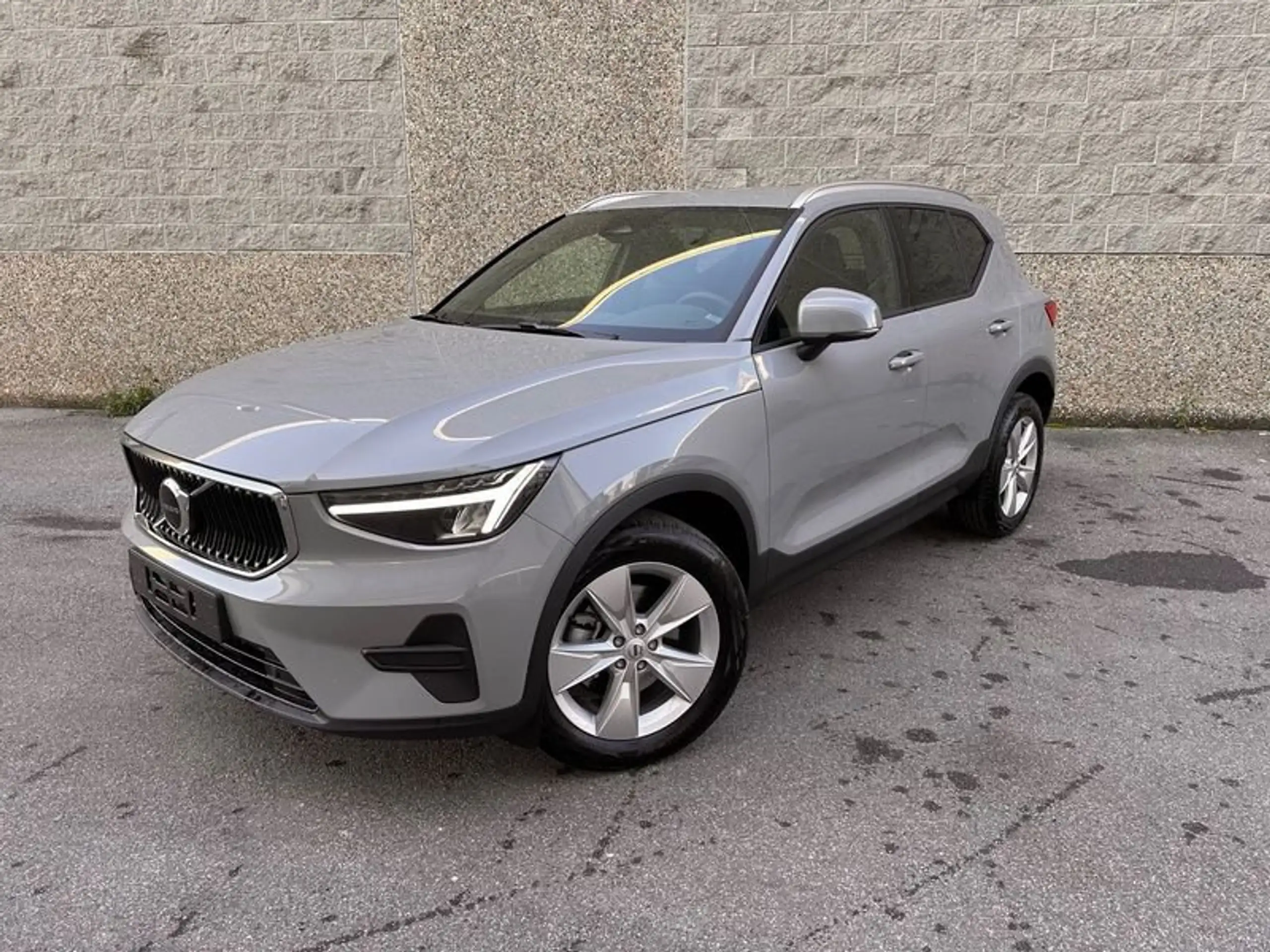 Volvo - XC40