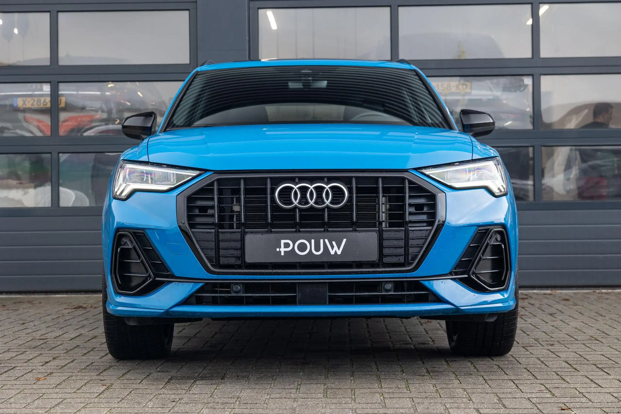 Audi - Q3