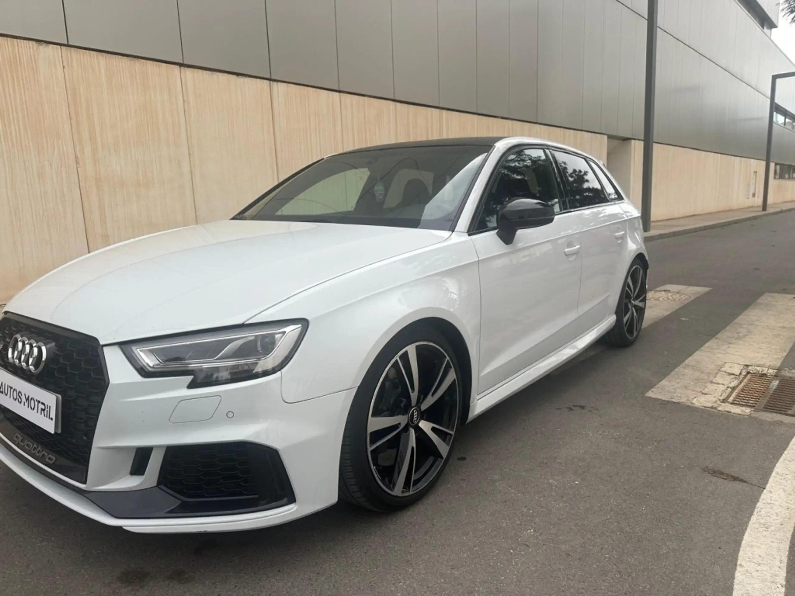 Audi RS3 2021