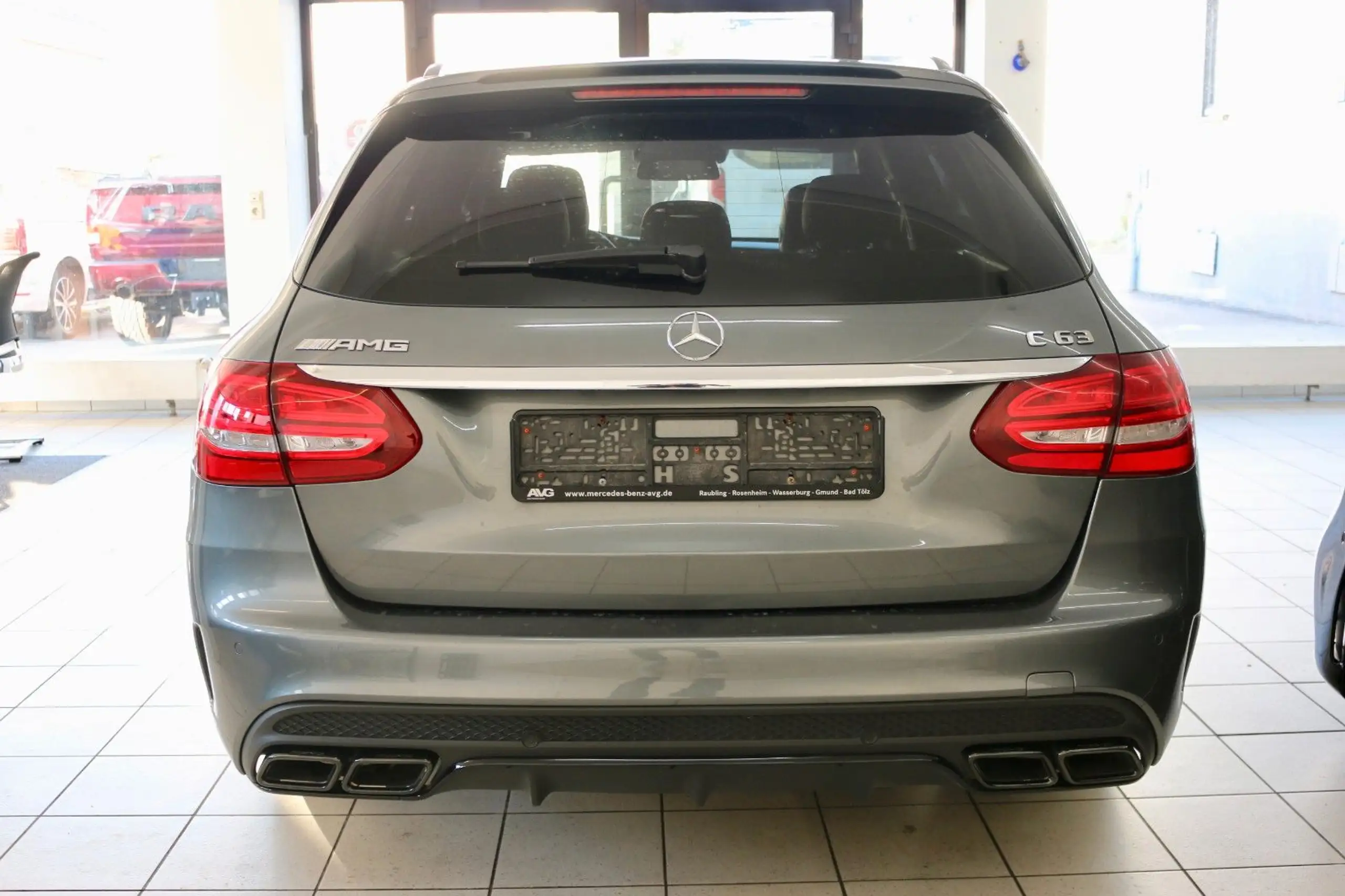 Mercedes-Benz - C 63 AMG