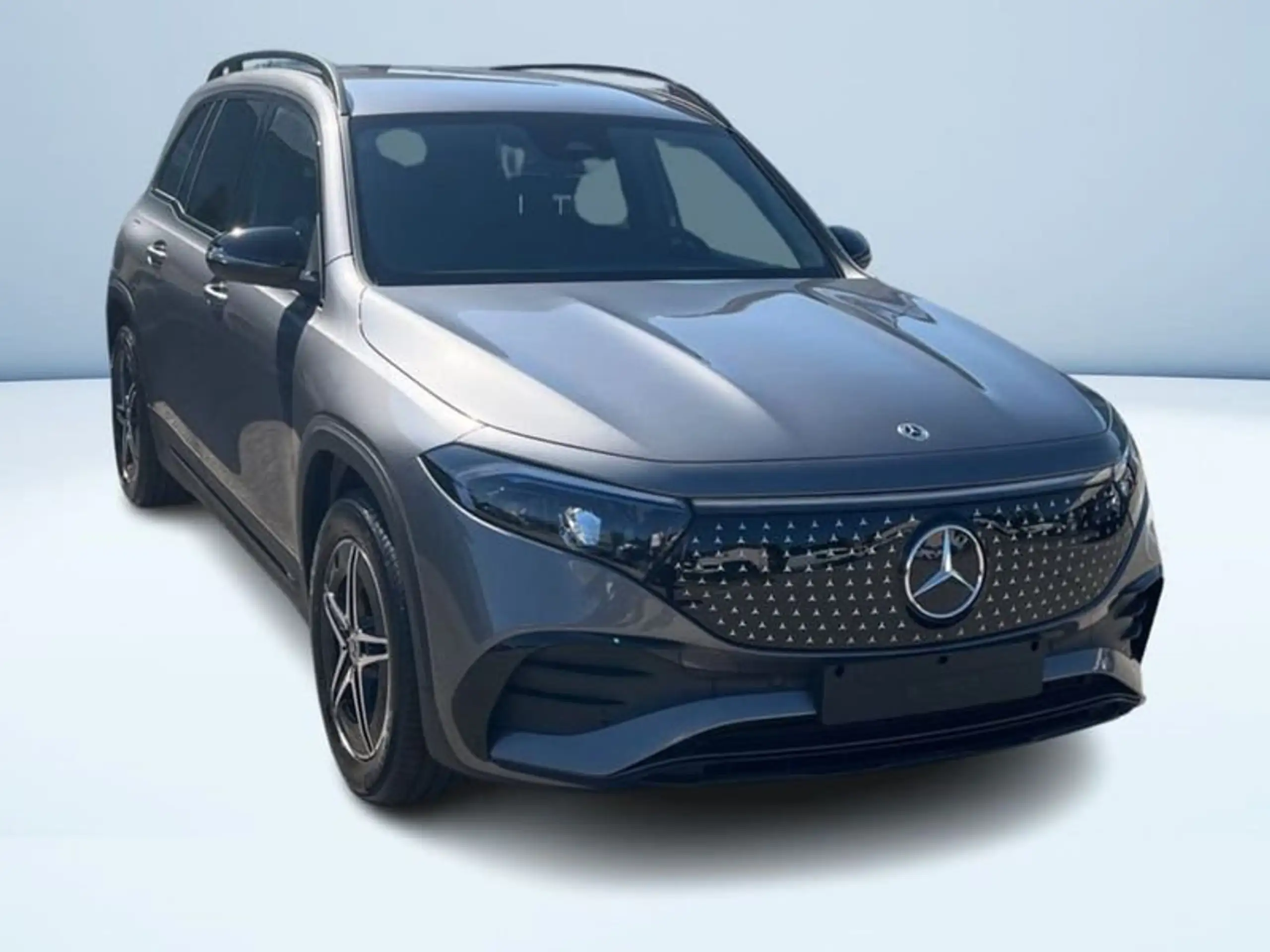 Mercedes-Benz EQB 250 2024