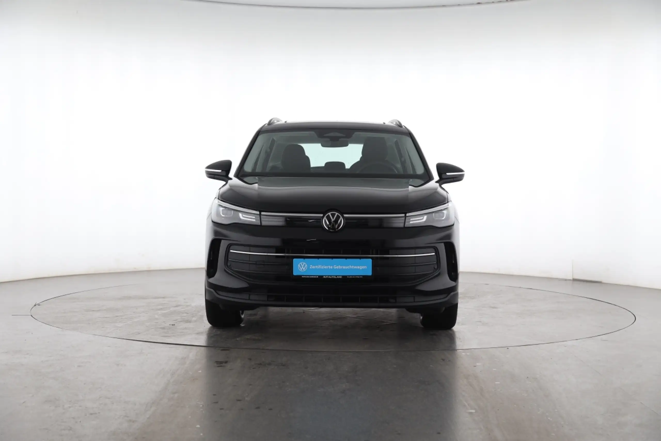 Volkswagen - Tiguan