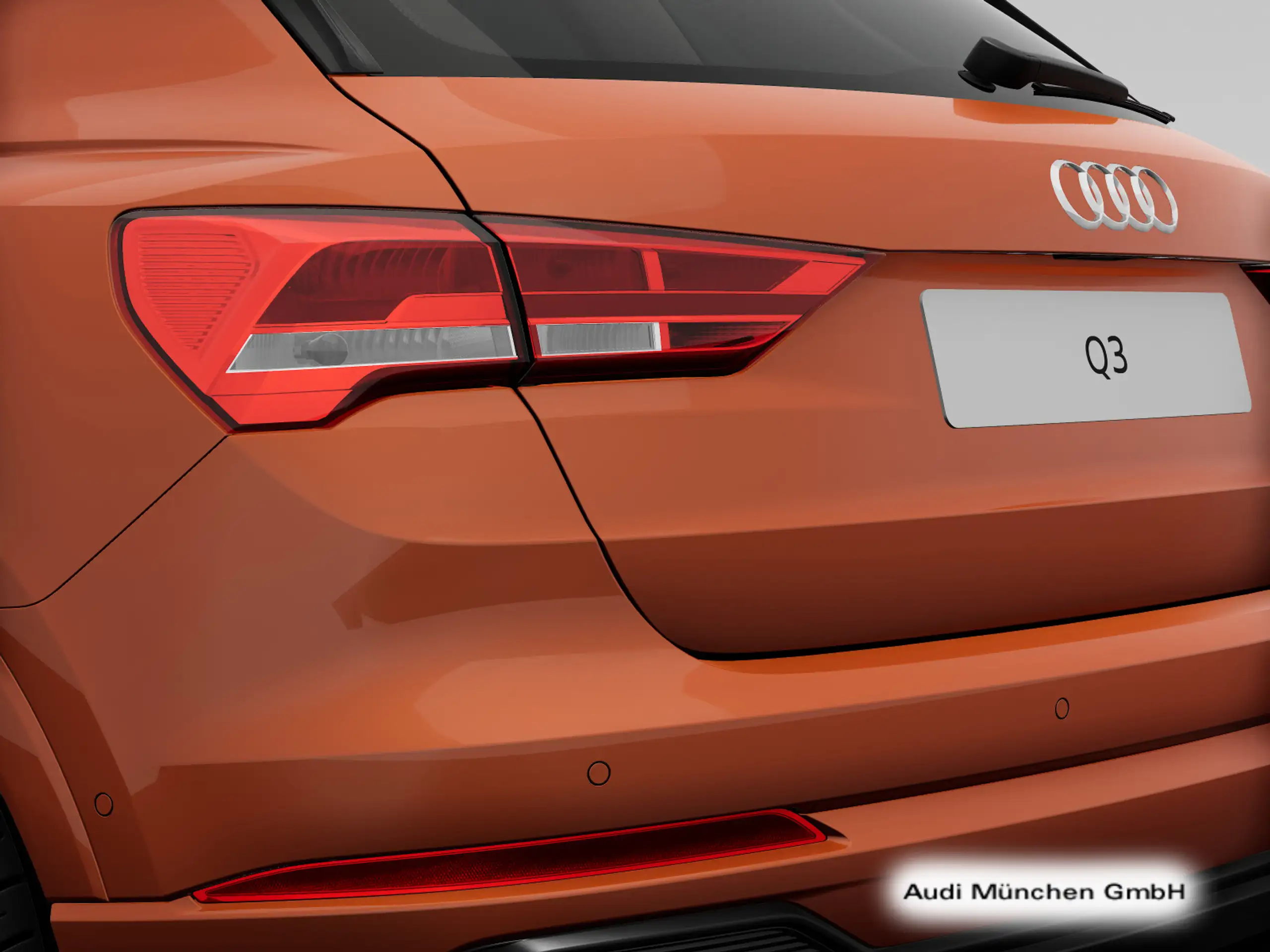 Audi - Q3