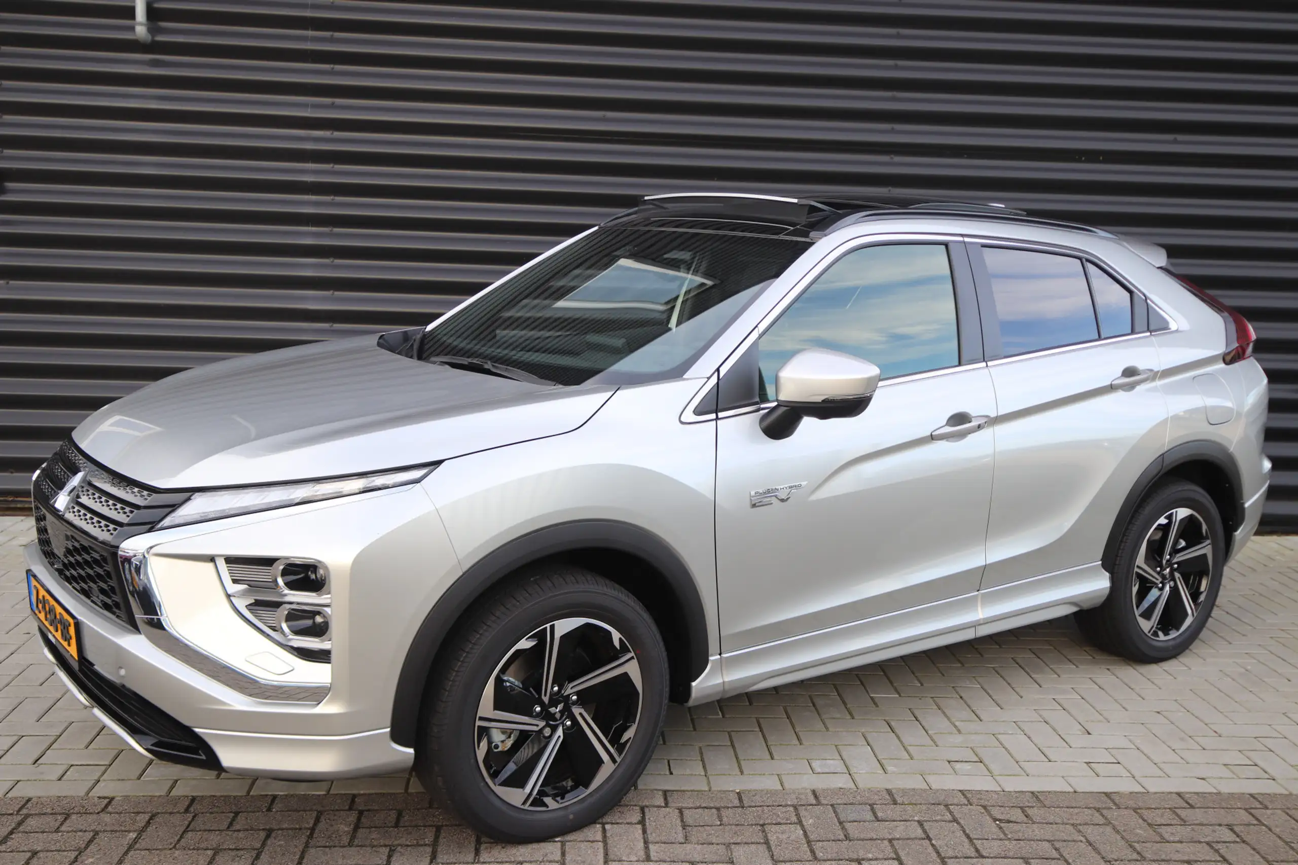 Mitsubishi - Eclipse Cross