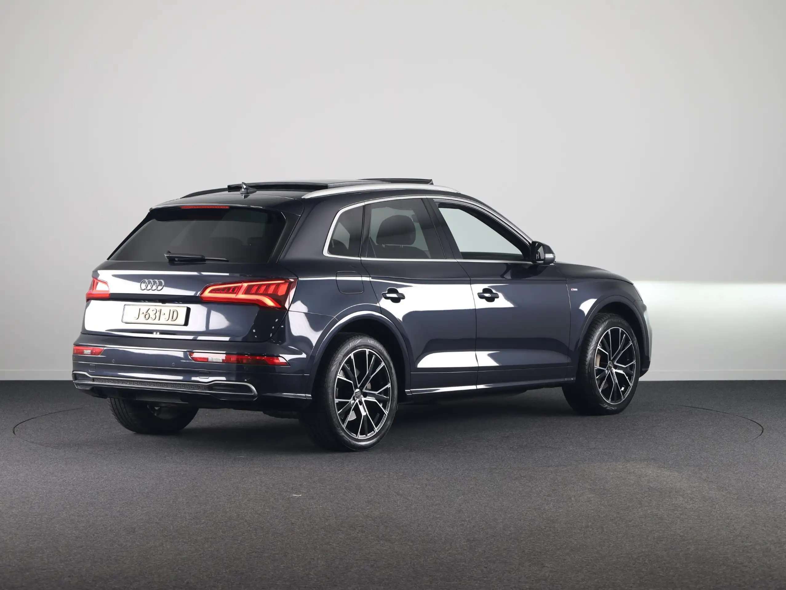 Audi - Q5