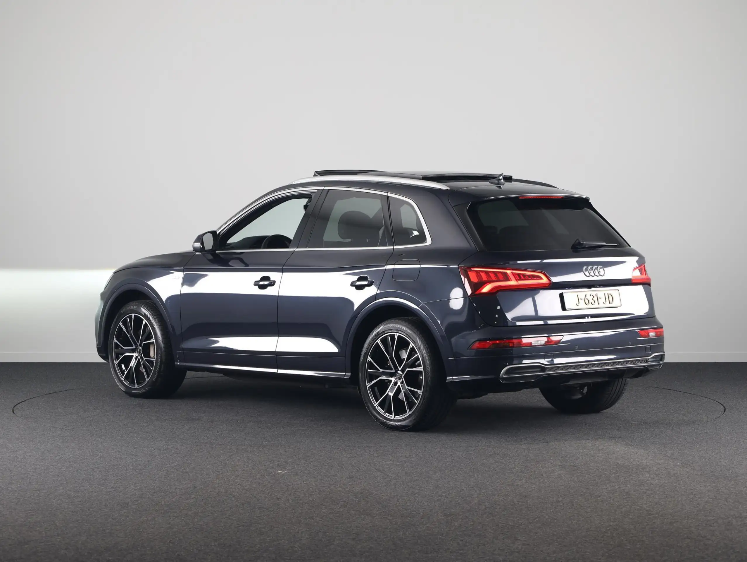 Audi - Q5