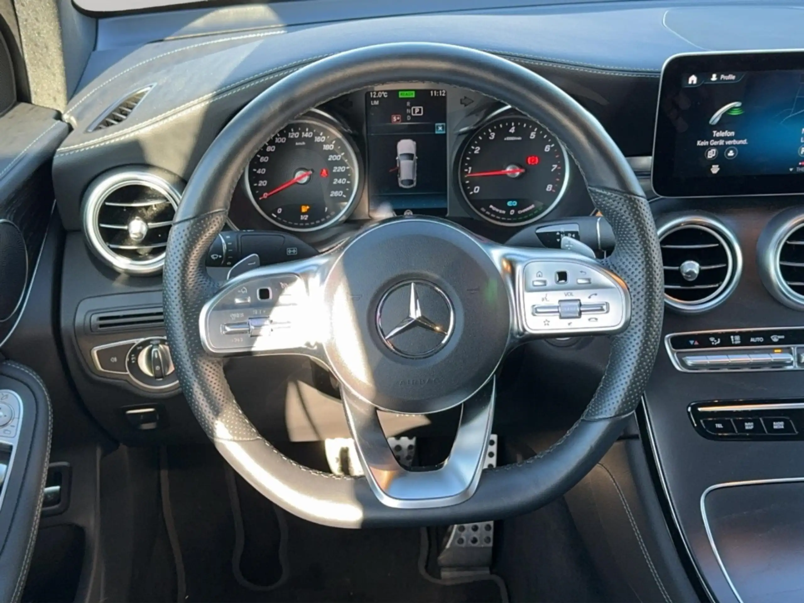 Mercedes-Benz - GLC 300