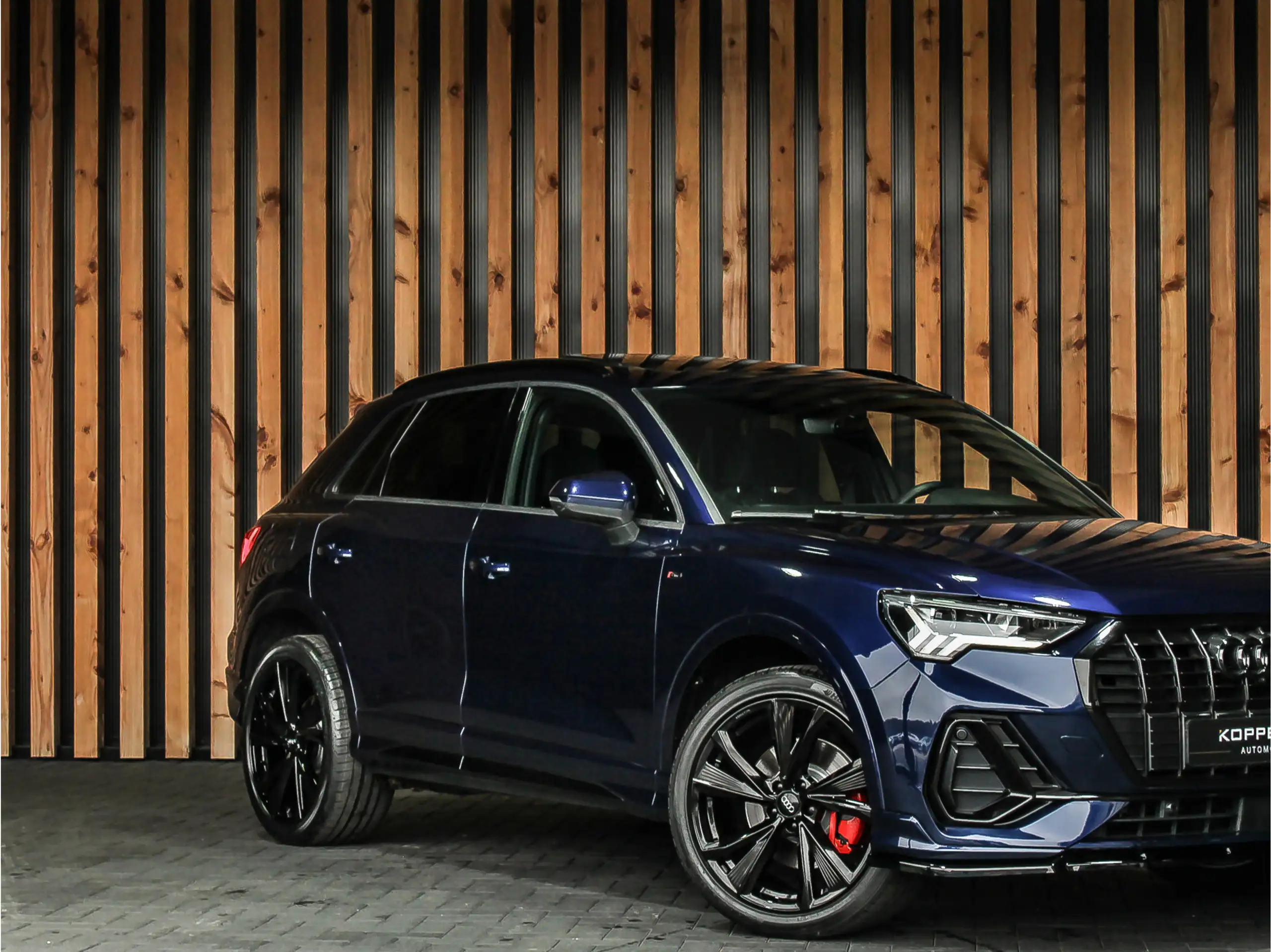 Audi - Q3