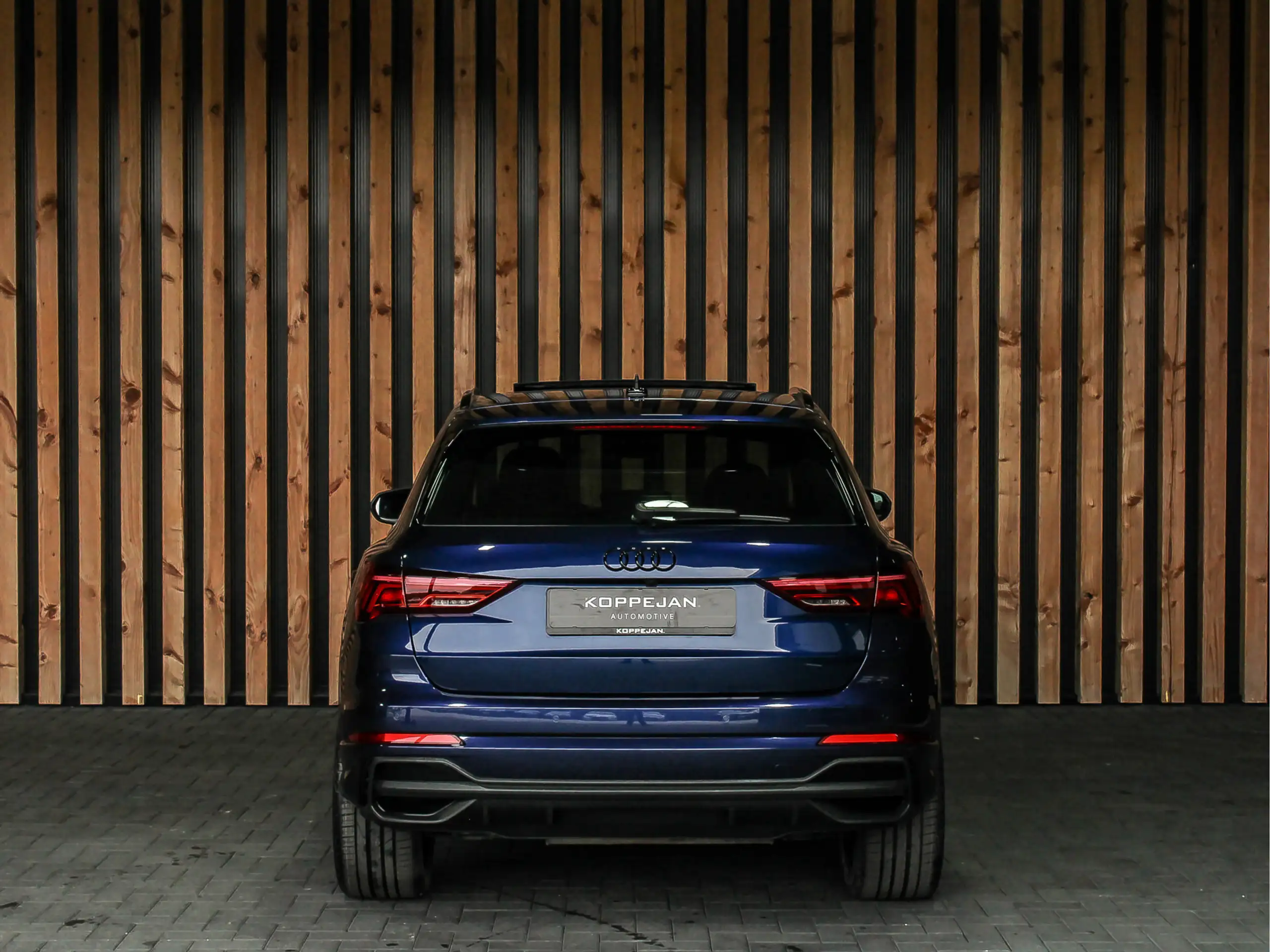 Audi - Q3