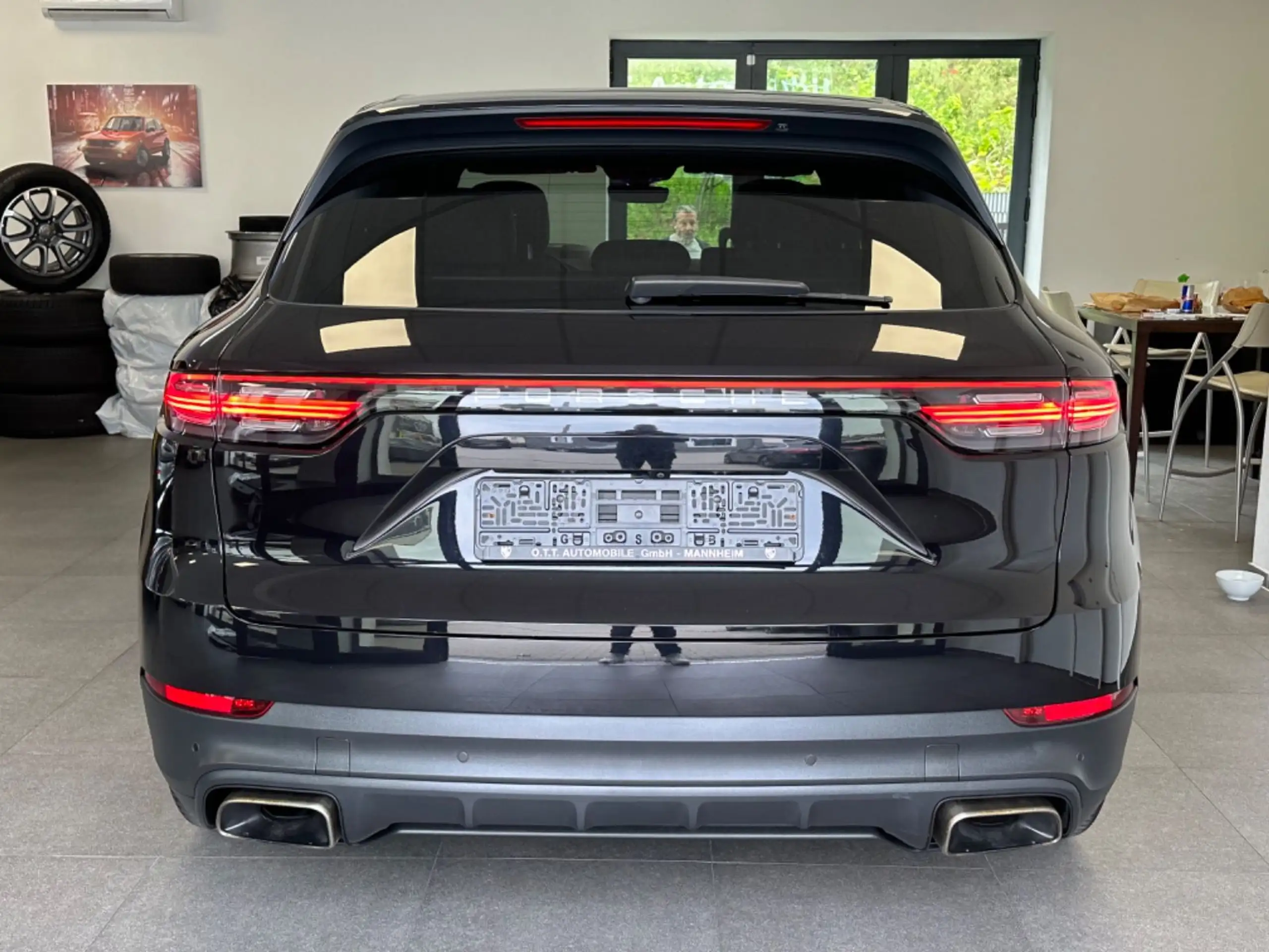 Porsche - Cayenne