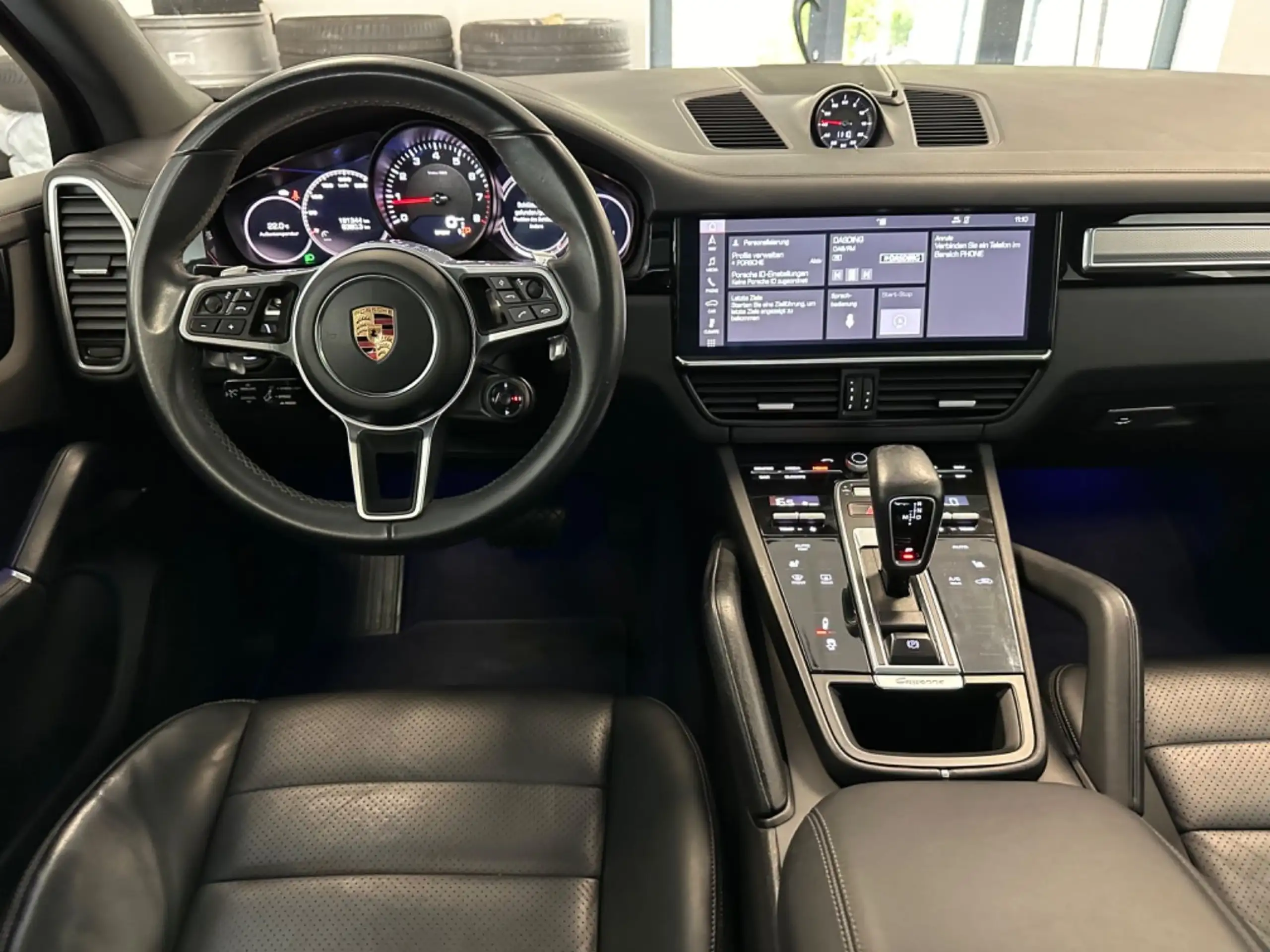 Porsche - Cayenne