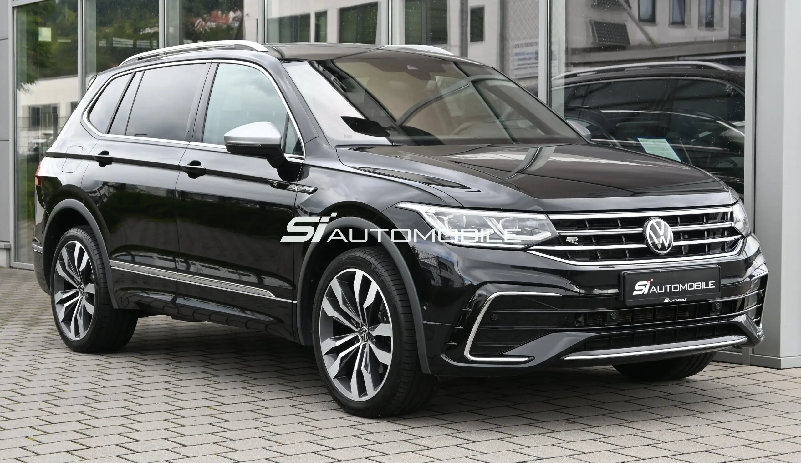 Volkswagen - Tiguan