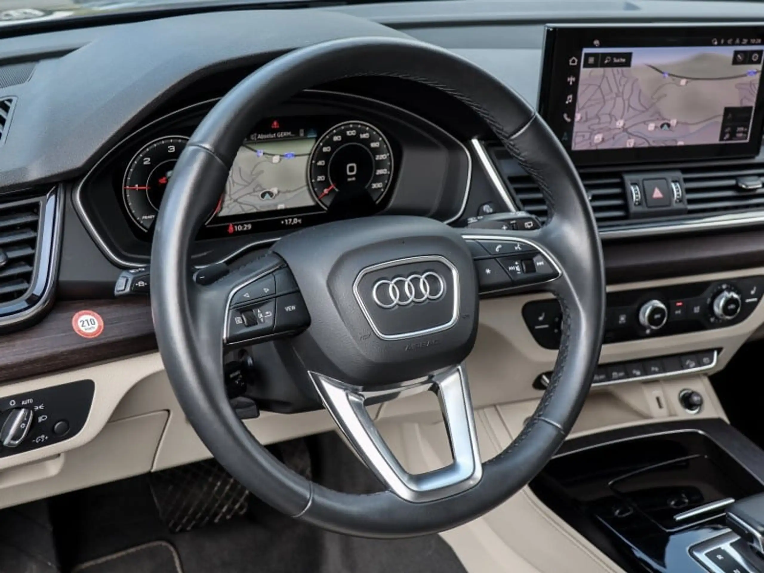 Audi - Q5