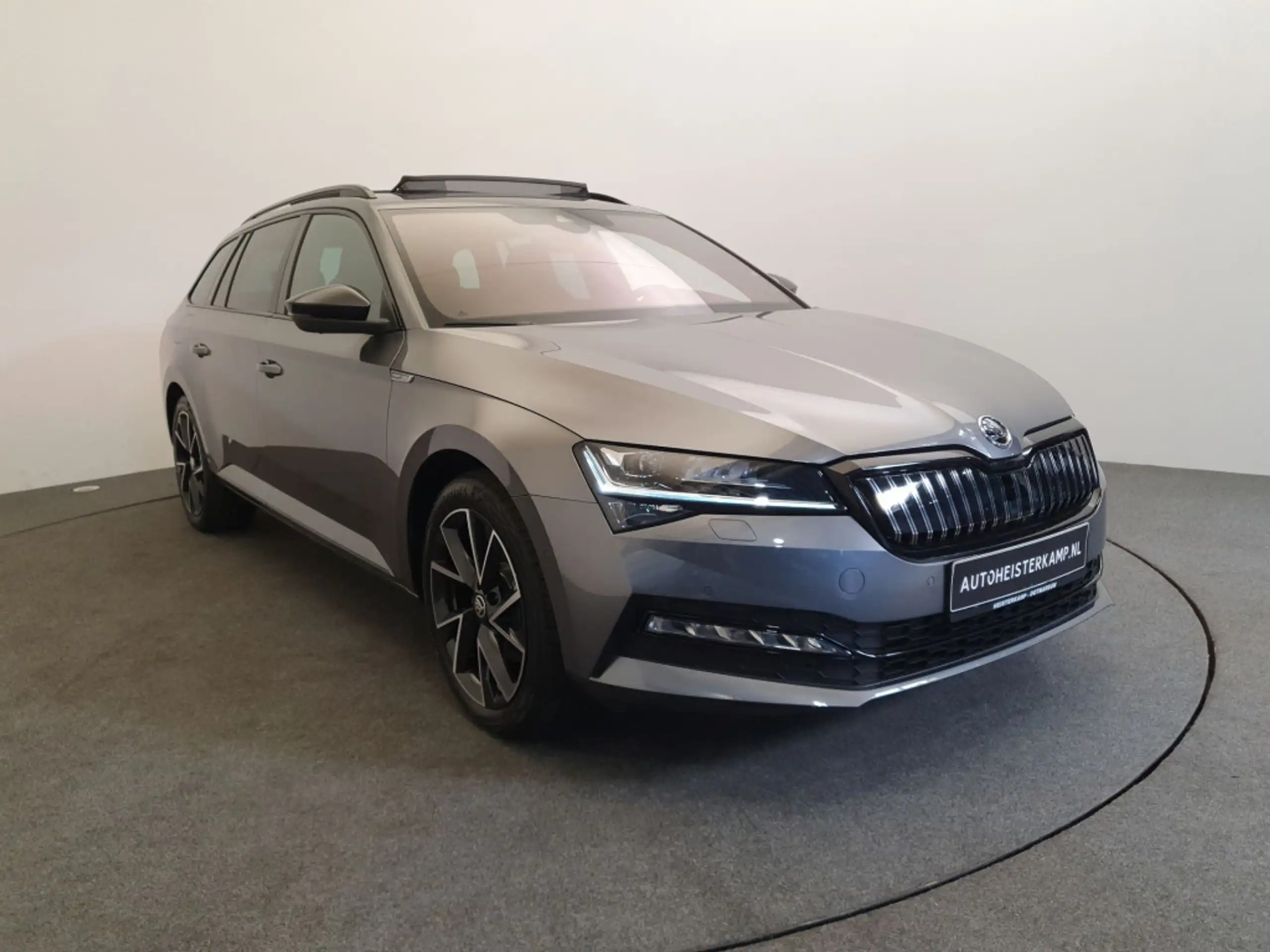 Skoda - Superb