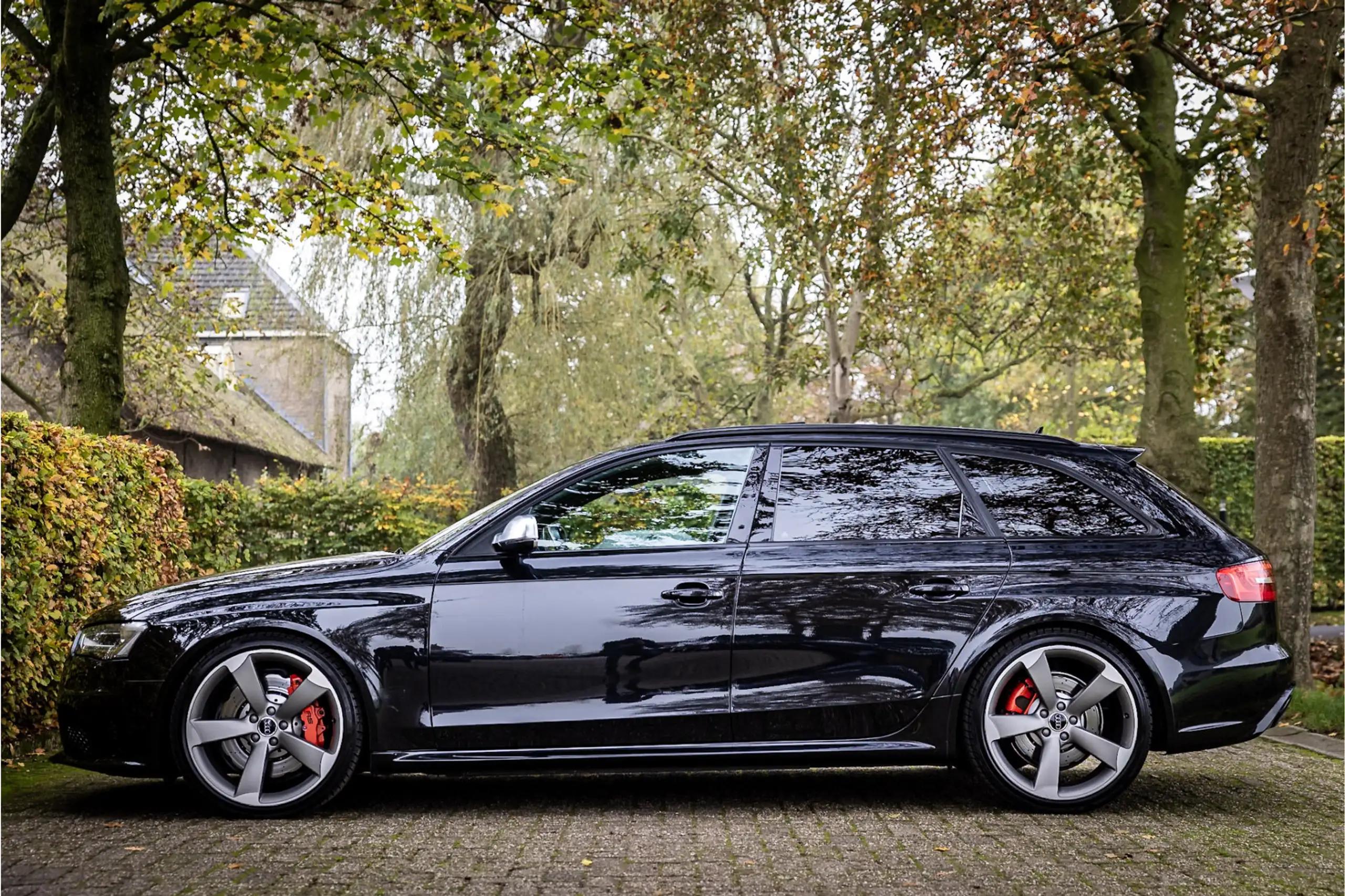 Audi - RS4