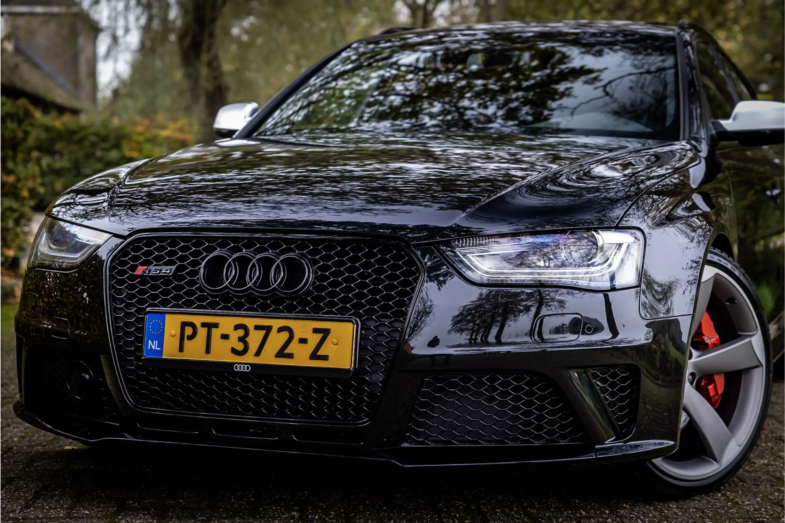 Audi - RS4