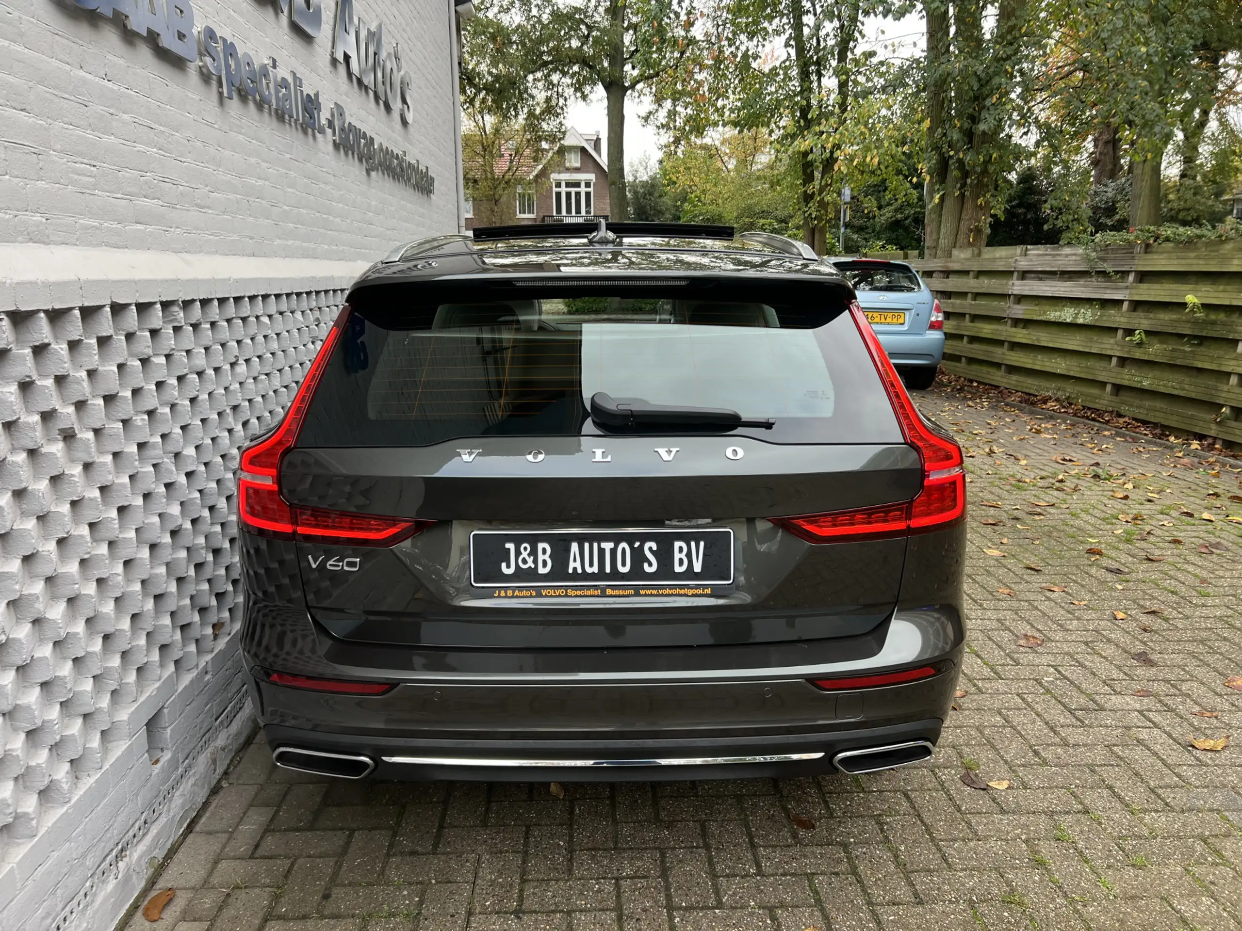 Volvo - V60