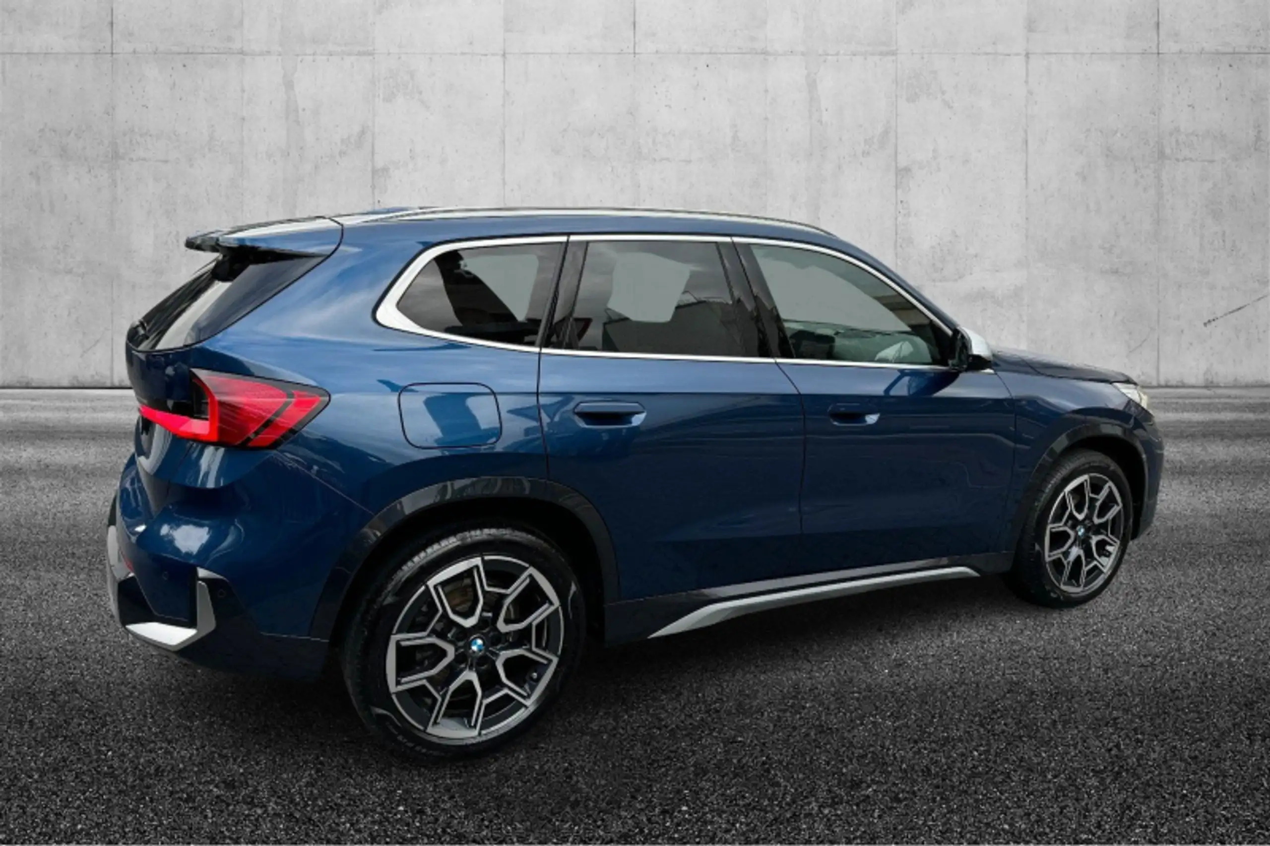 BMW - X1