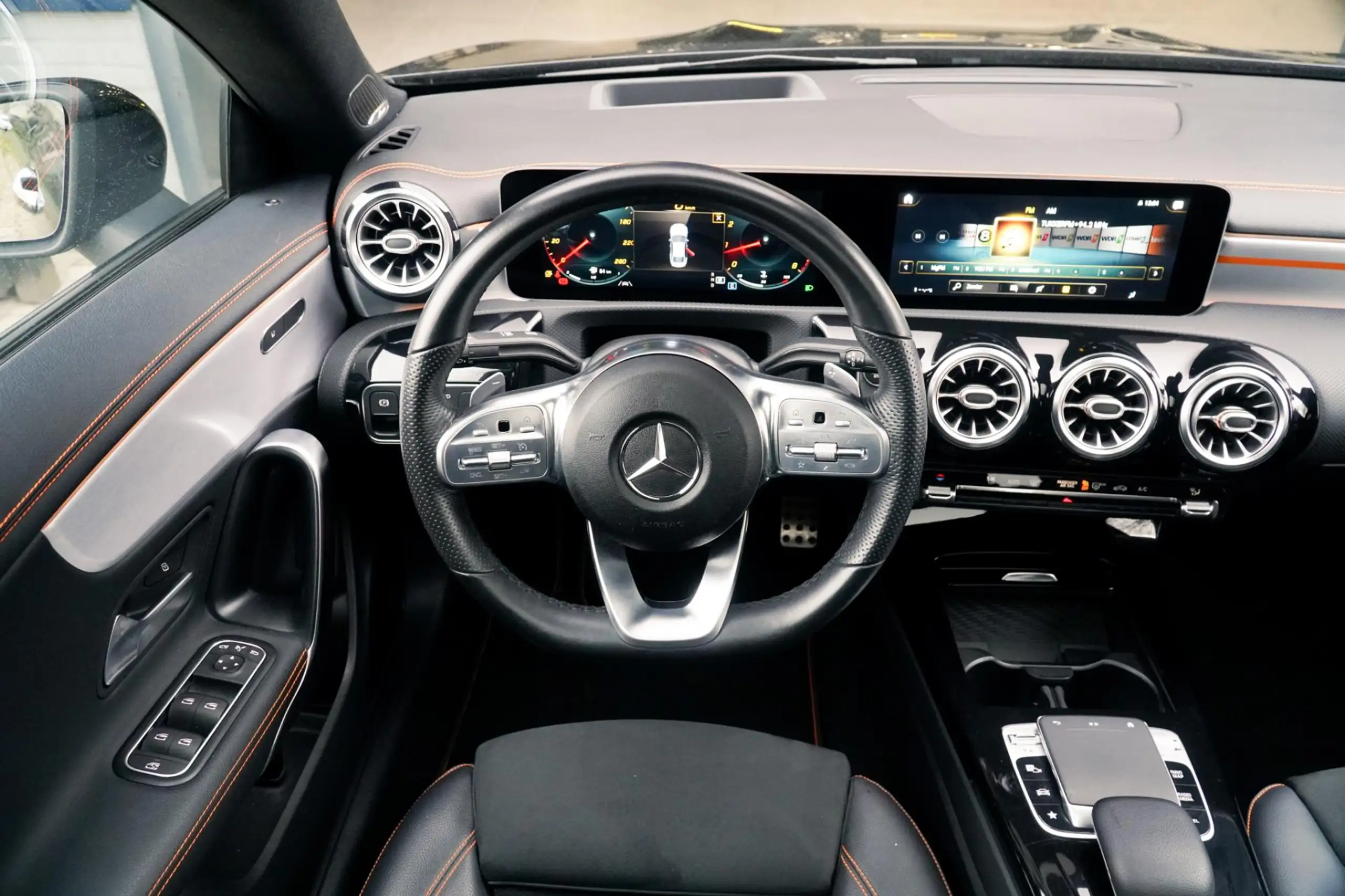 Mercedes-Benz - CLA 250