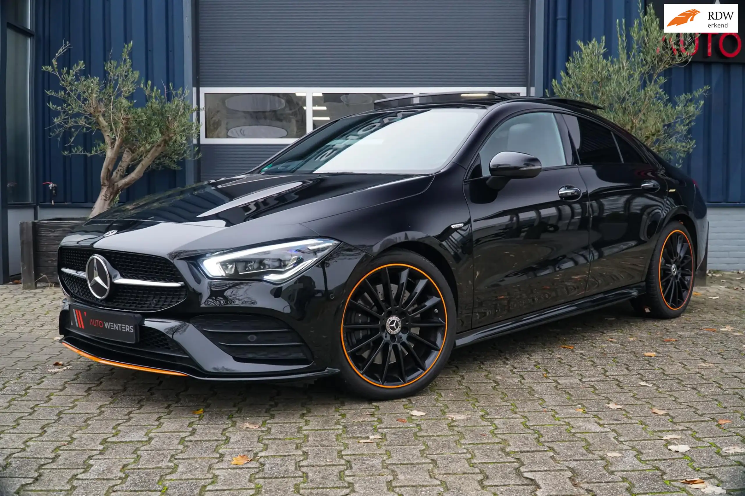 Mercedes-Benz - CLA 250