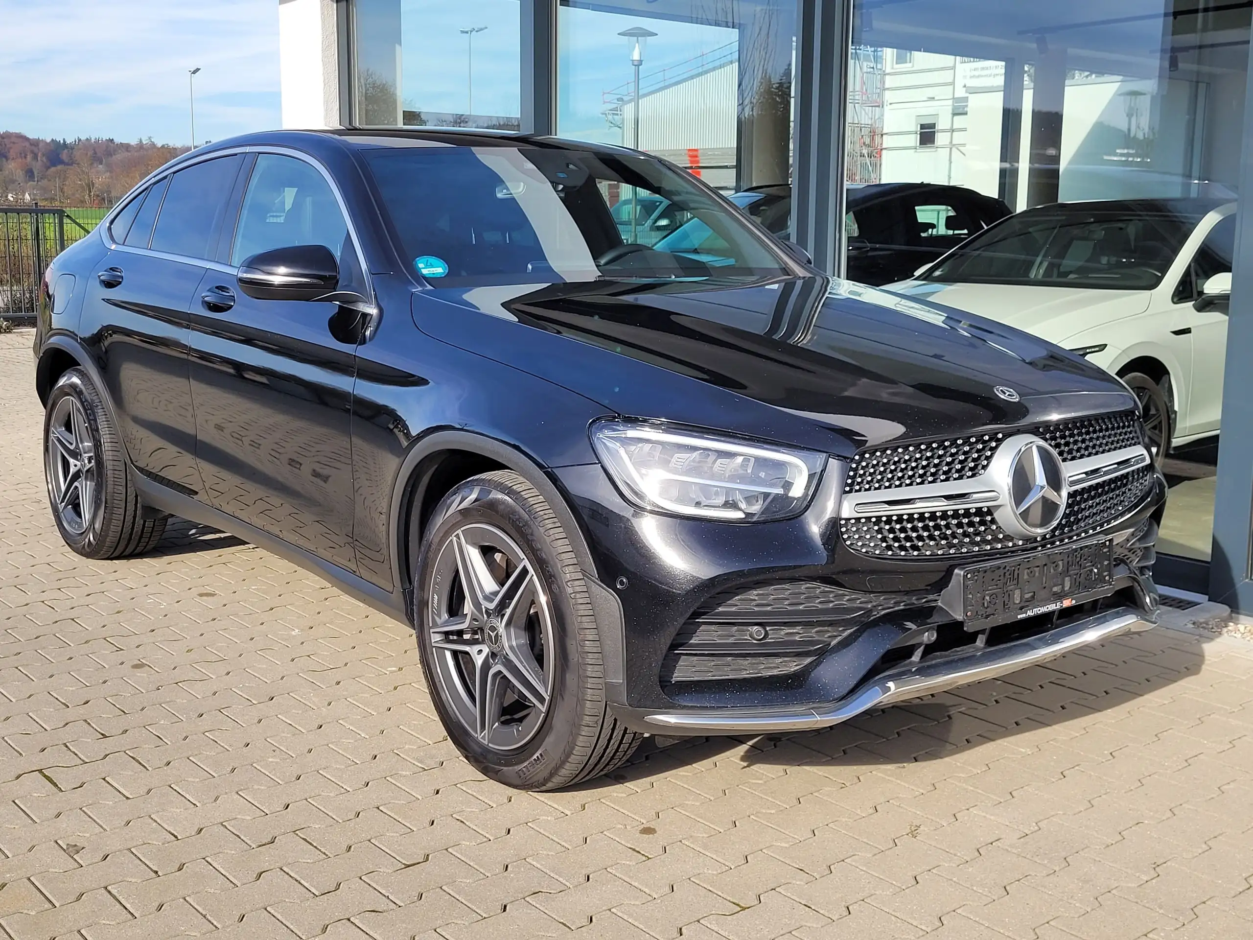 Mercedes-Benz - GLC 220