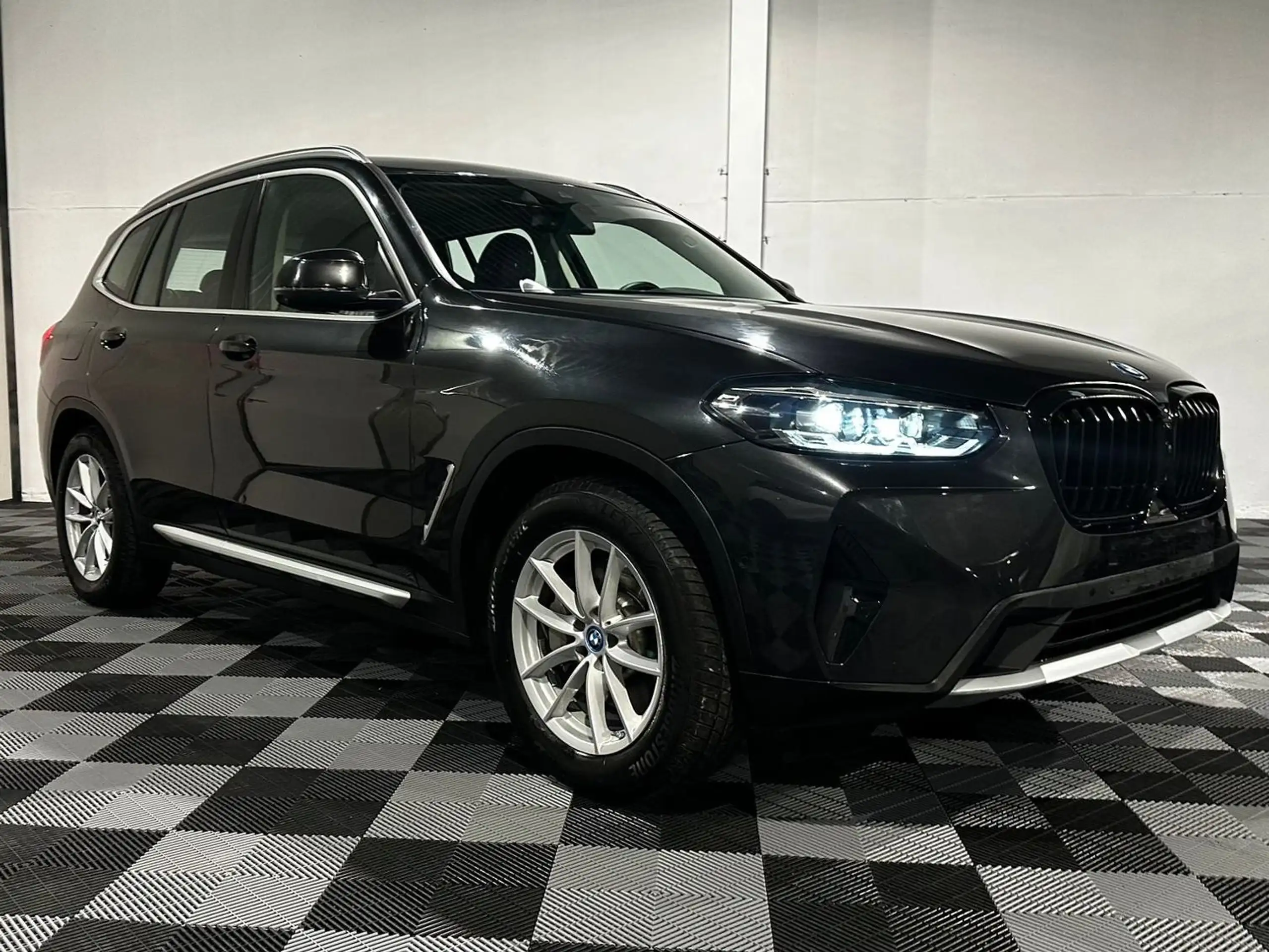 BMW - X3