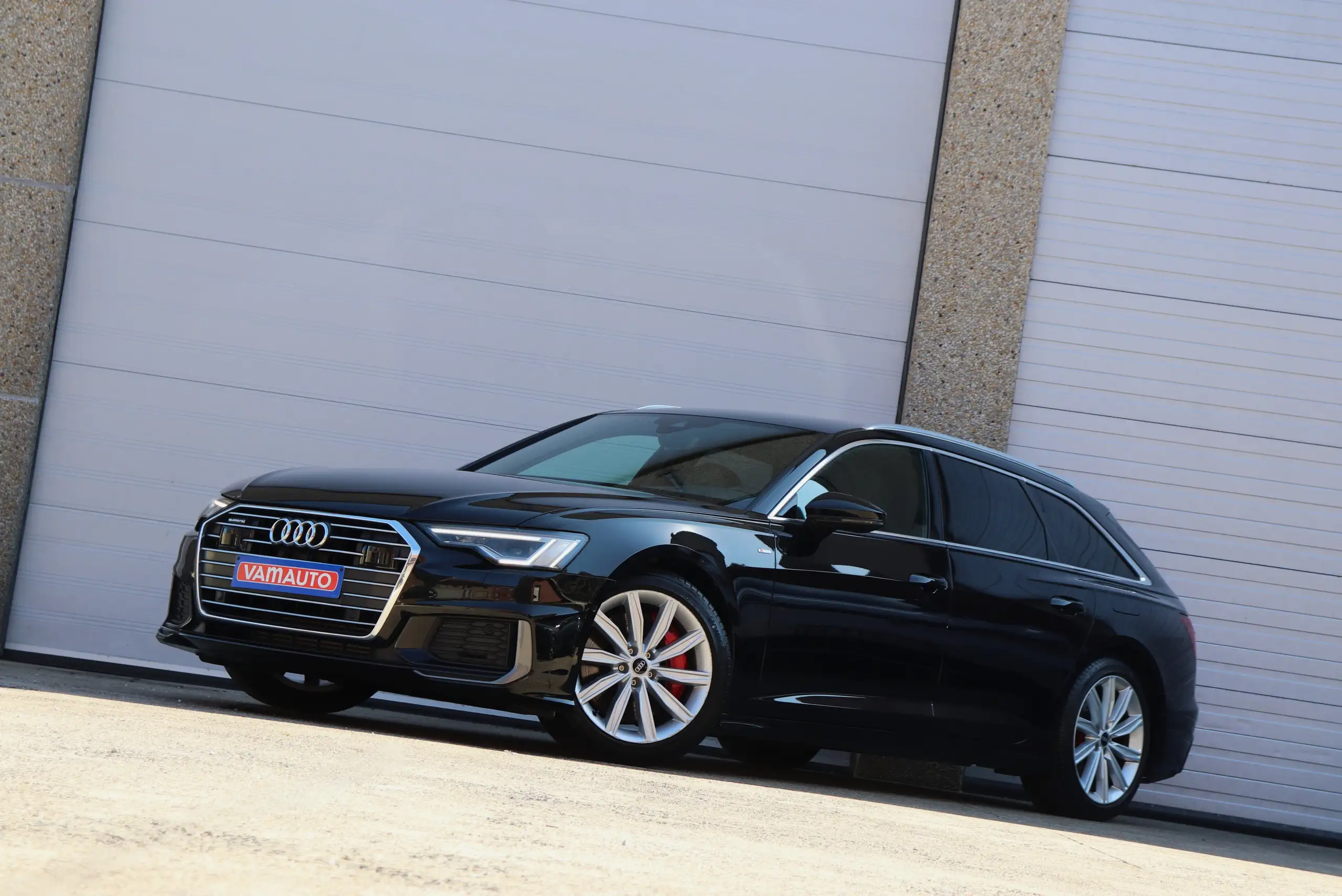 Audi - A6