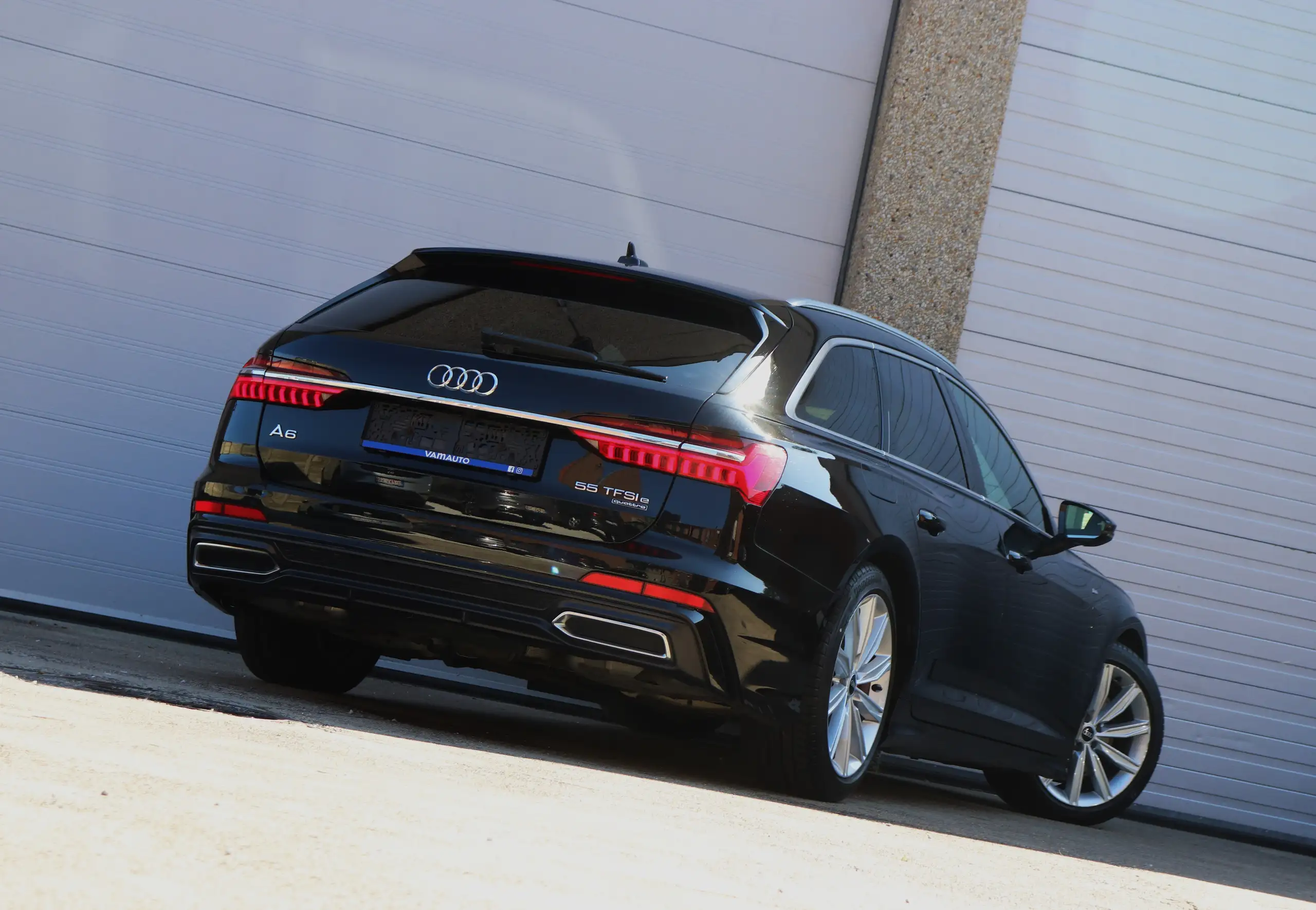 Audi - A6