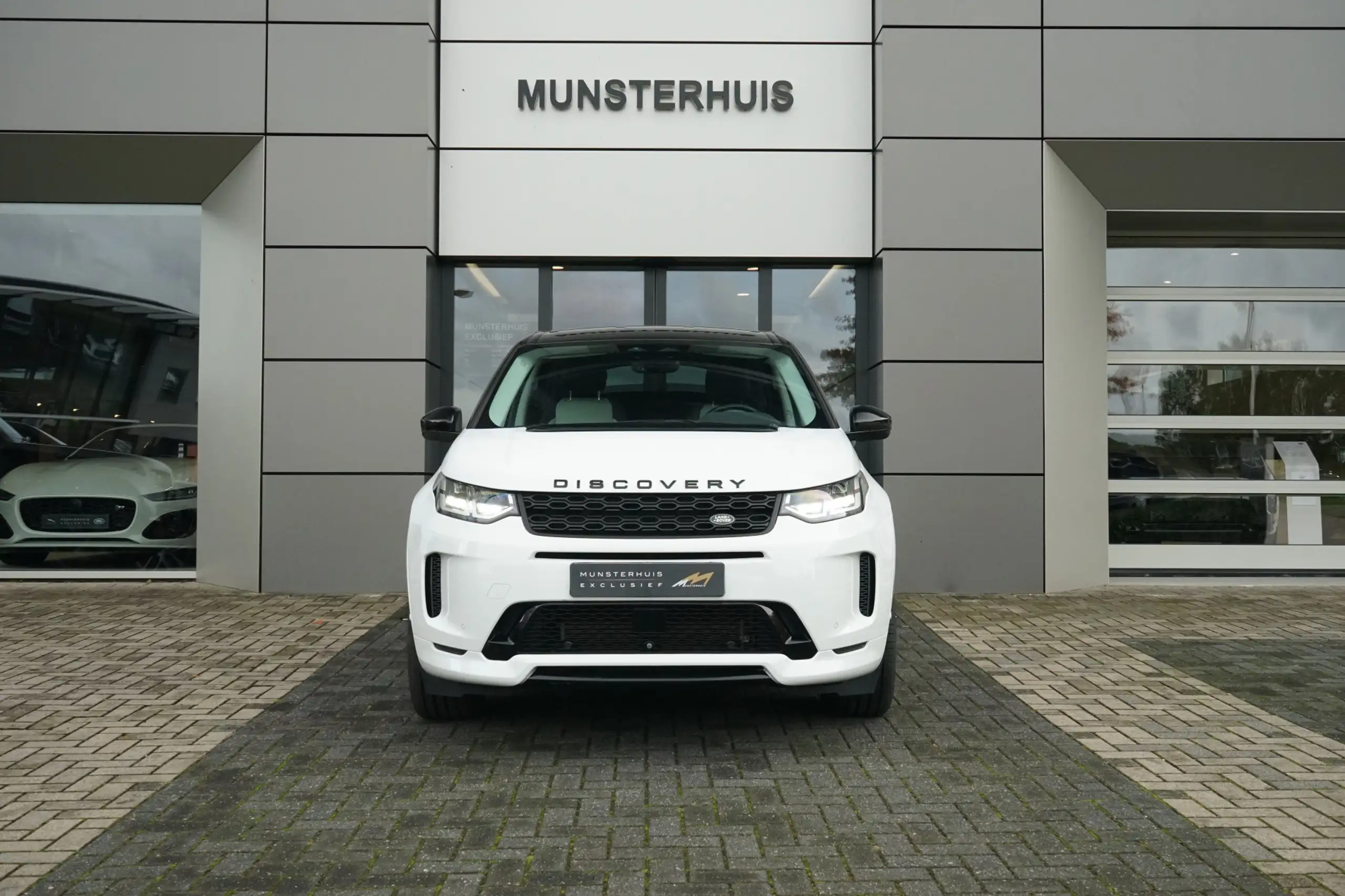 Land Rover - Discovery Sport