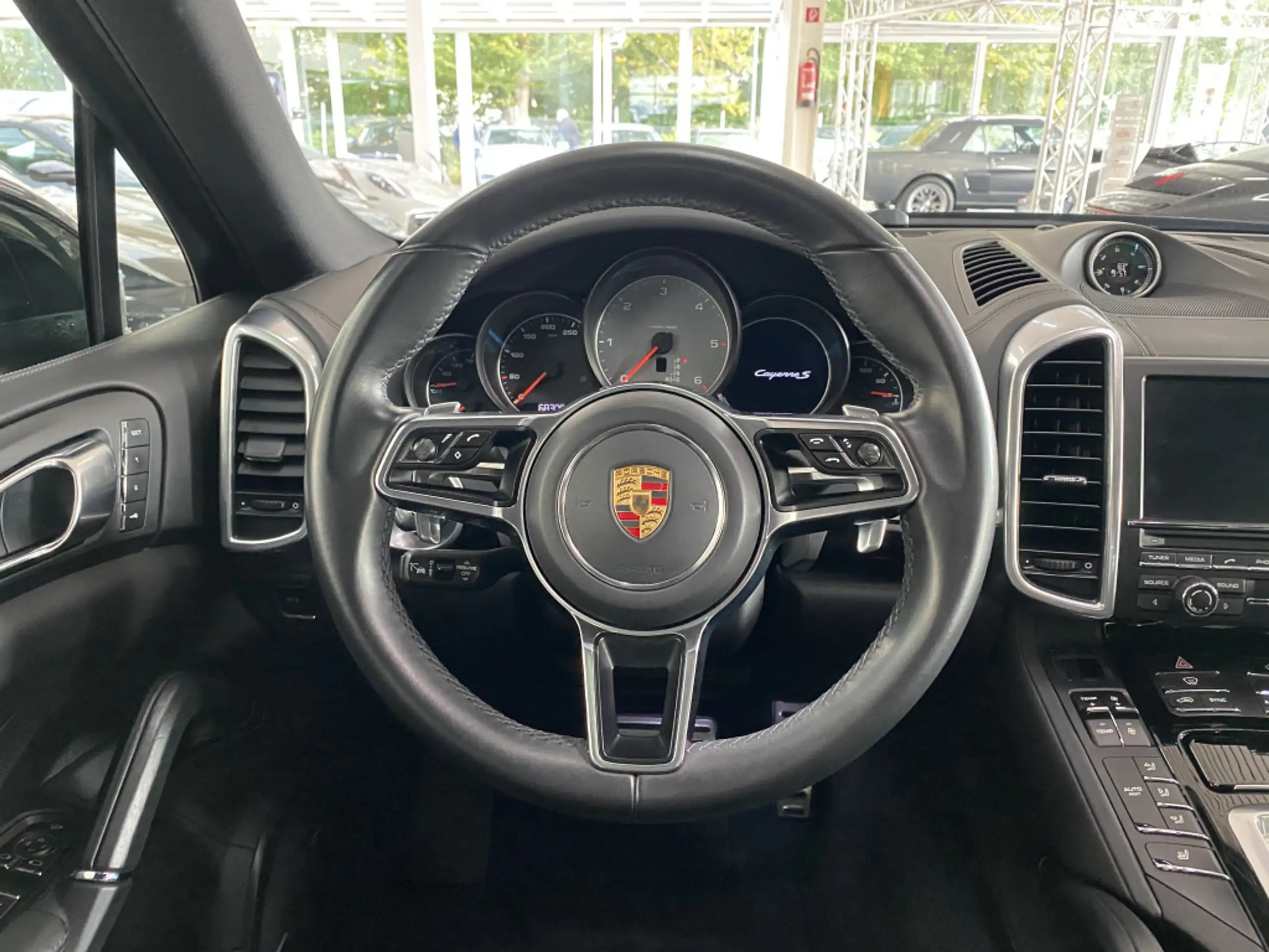 Porsche - Cayenne