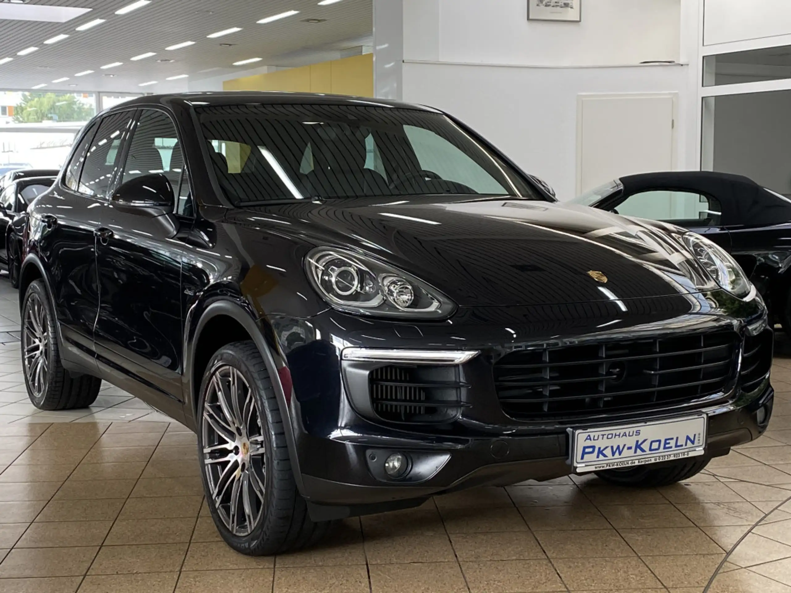 Porsche - Cayenne