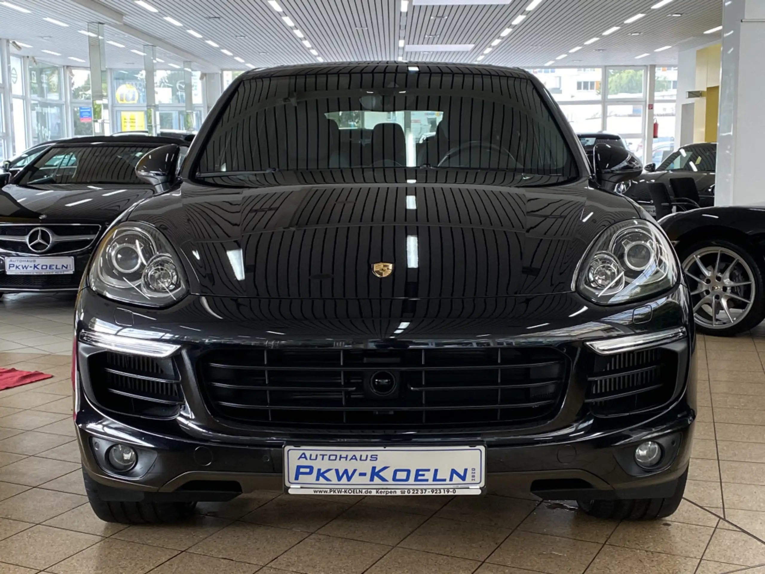 Porsche - Cayenne