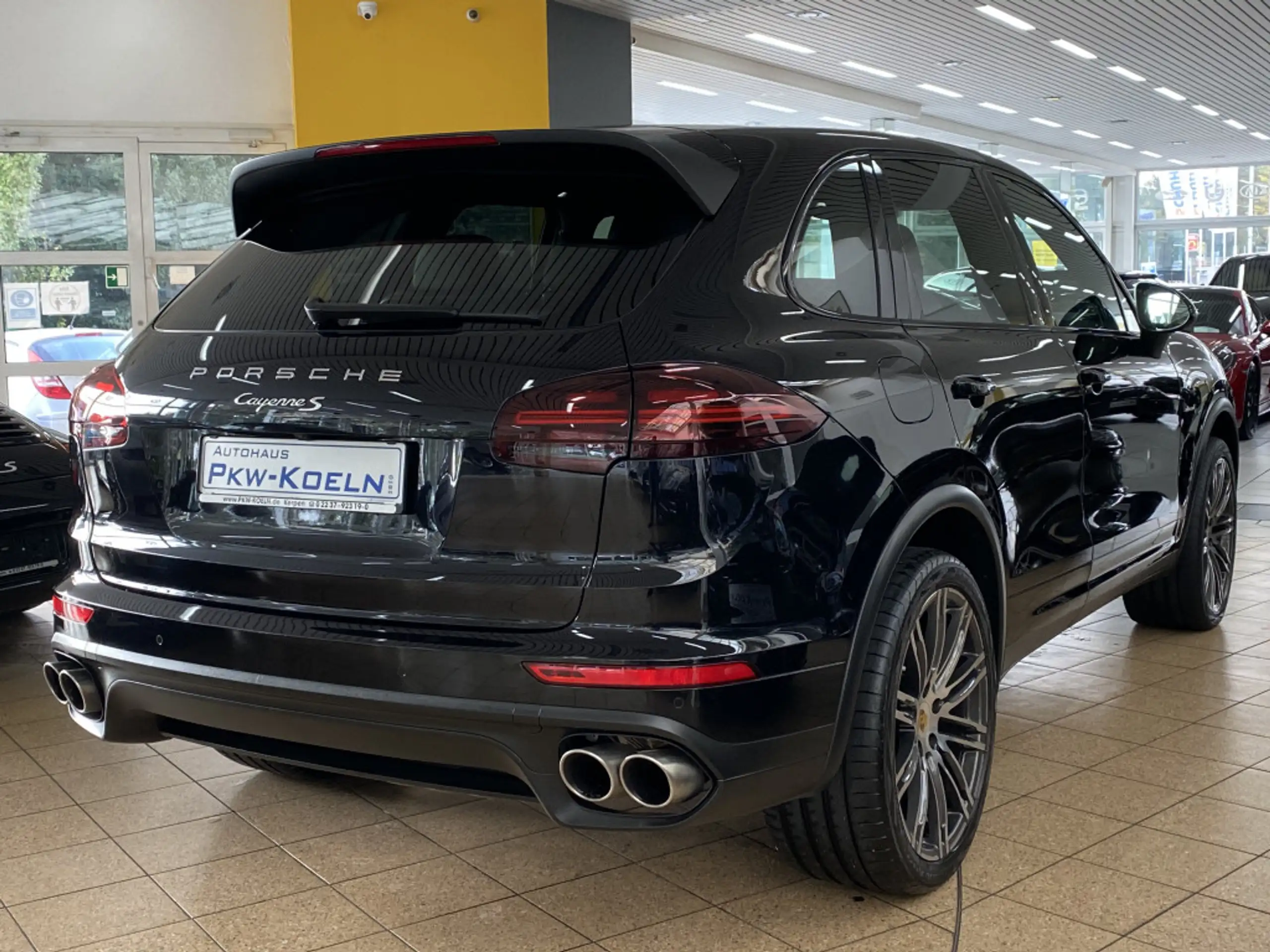 Porsche - Cayenne