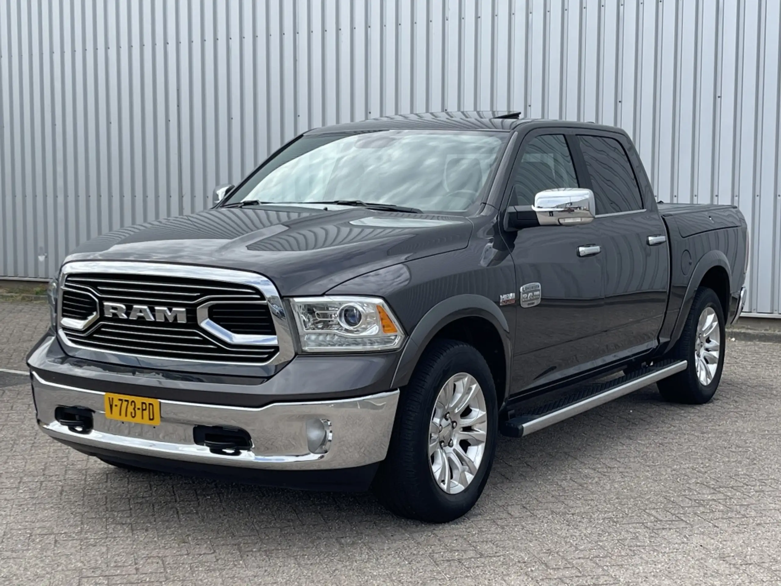 Dodge - RAM