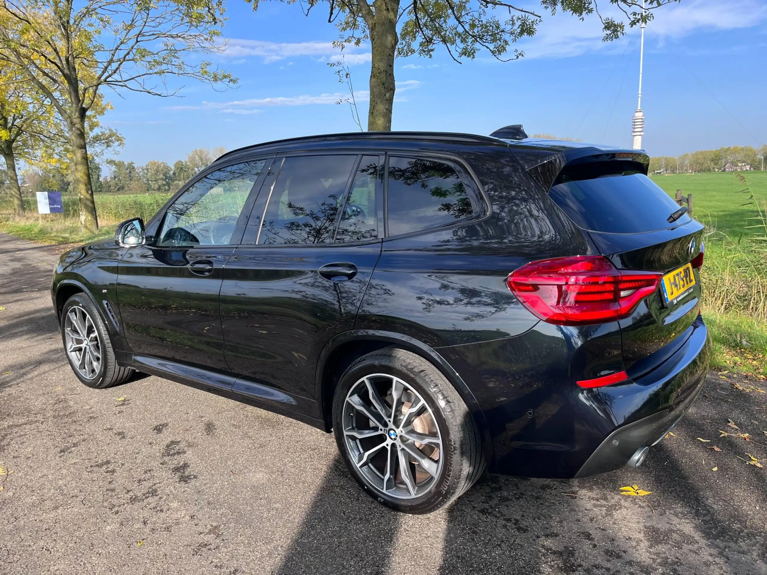 BMW - X3