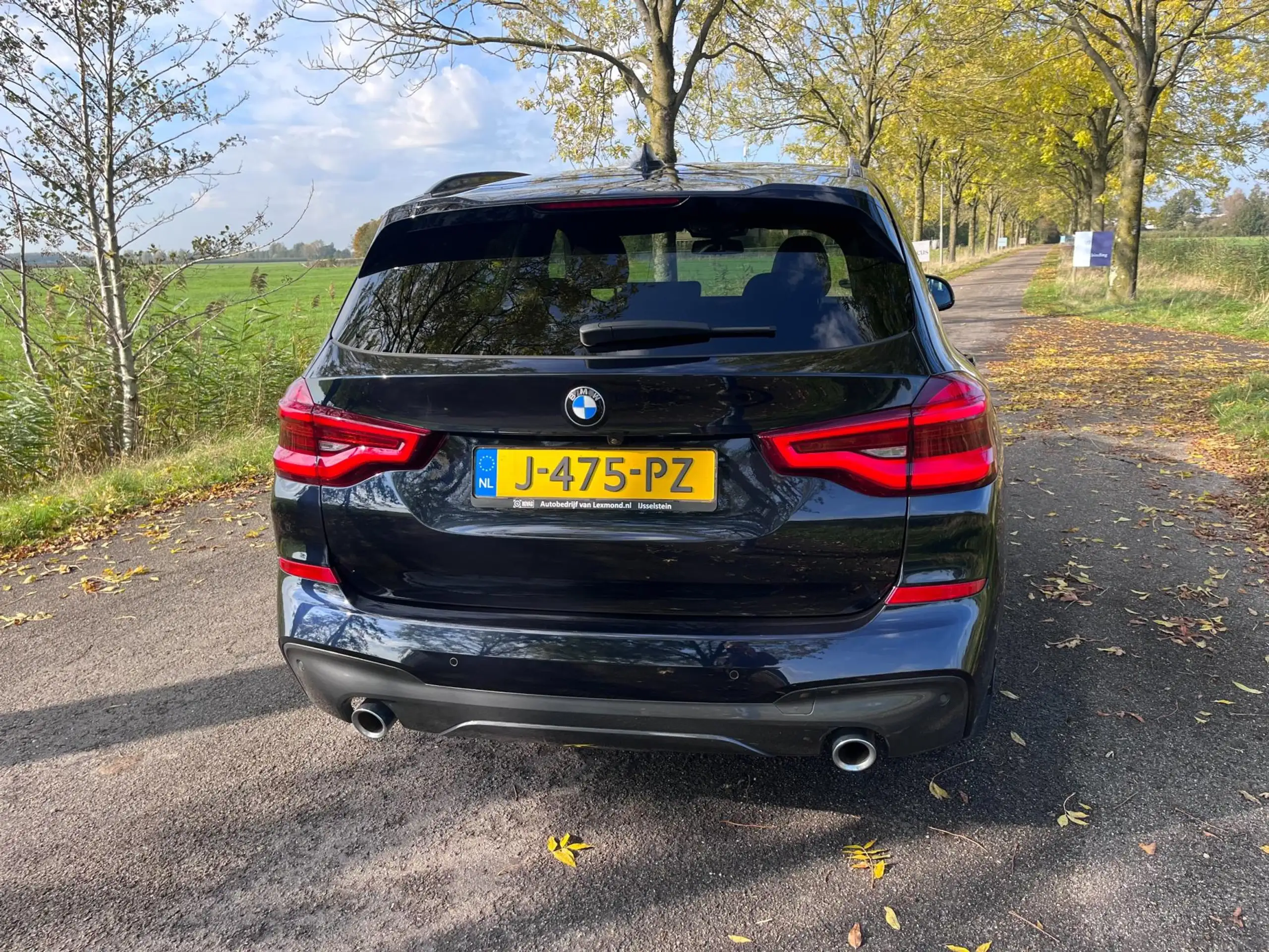 BMW - X3