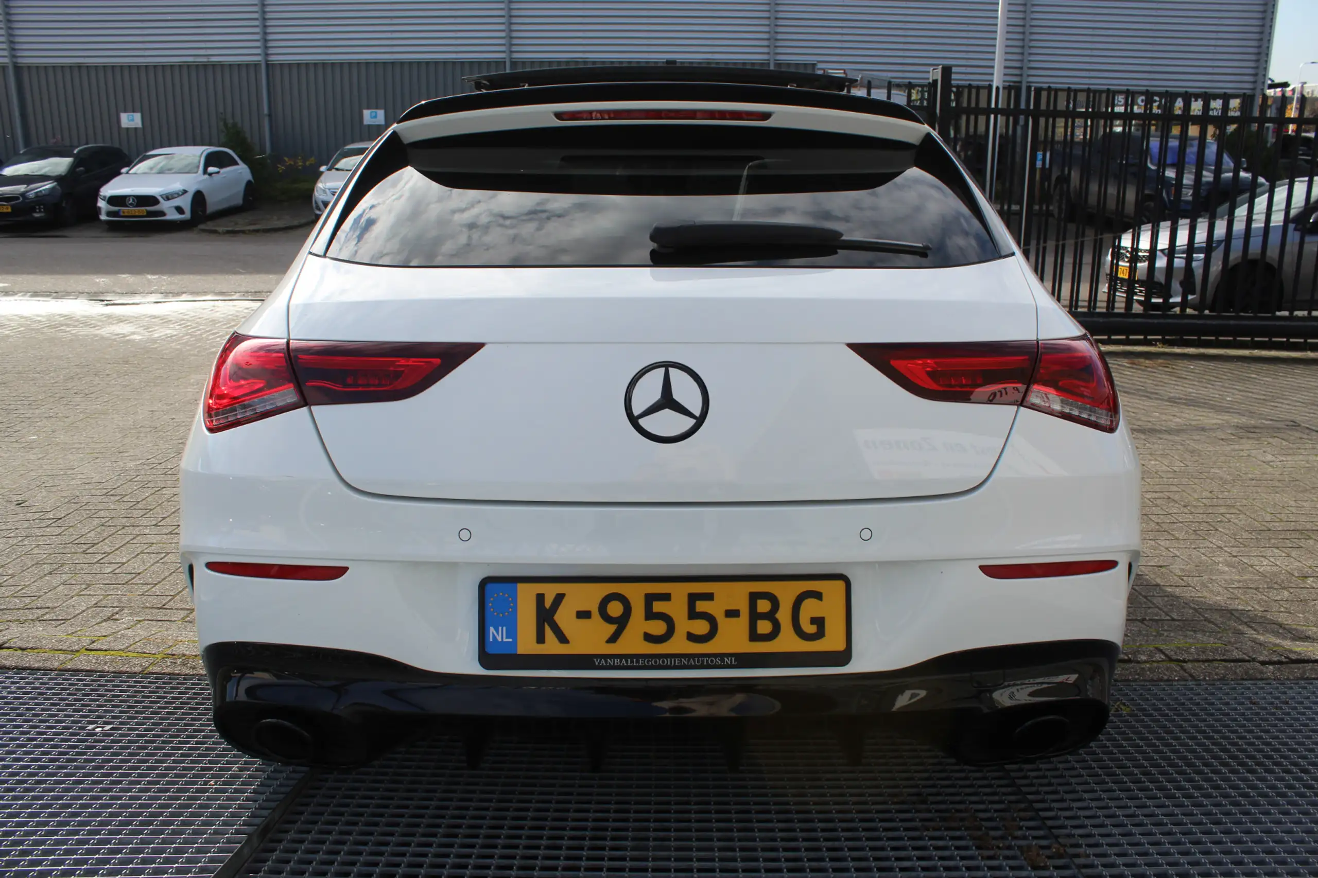 Mercedes-Benz - CLA 35 AMG