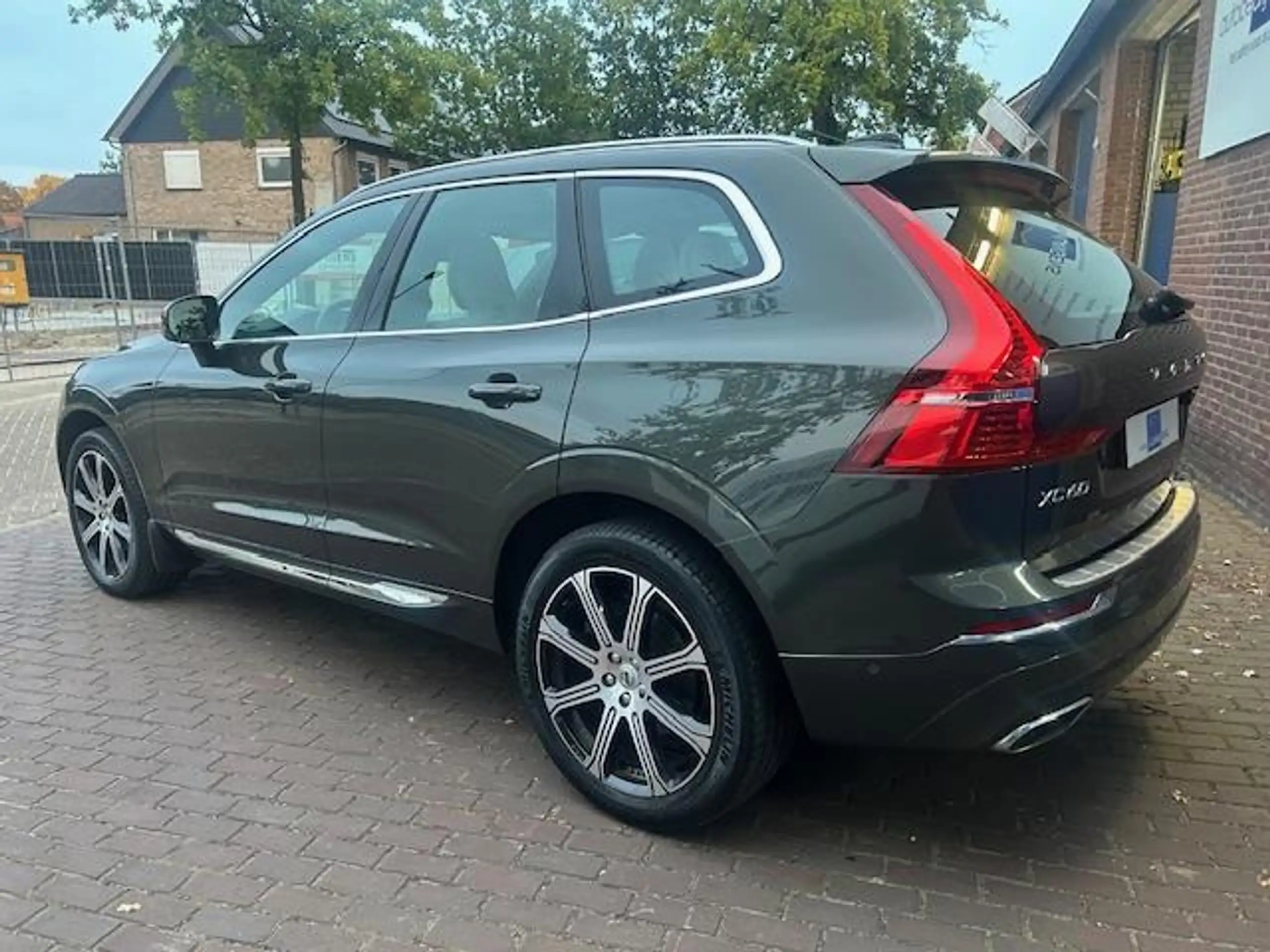 Volvo - XC60